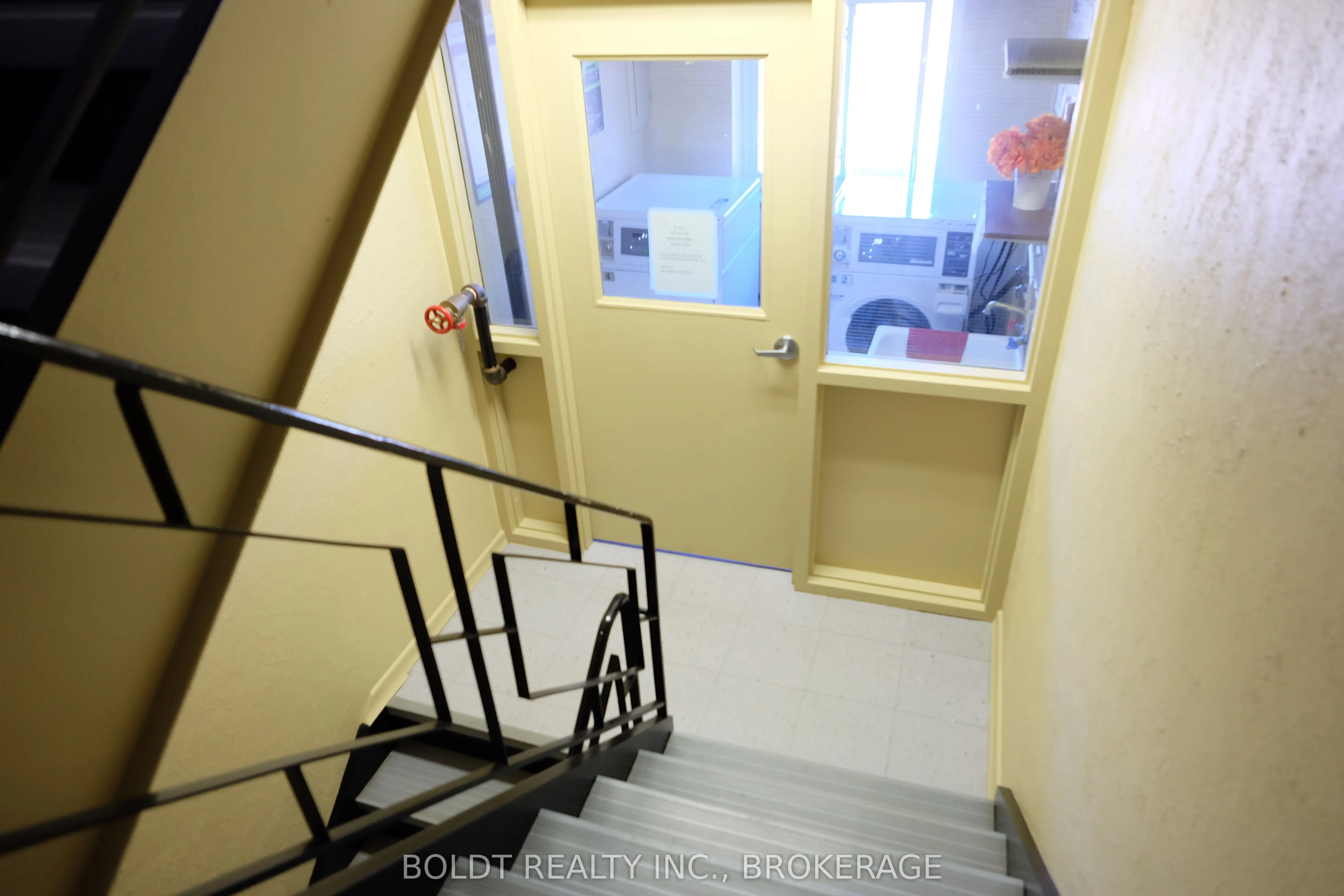 14 Norris Place, #201