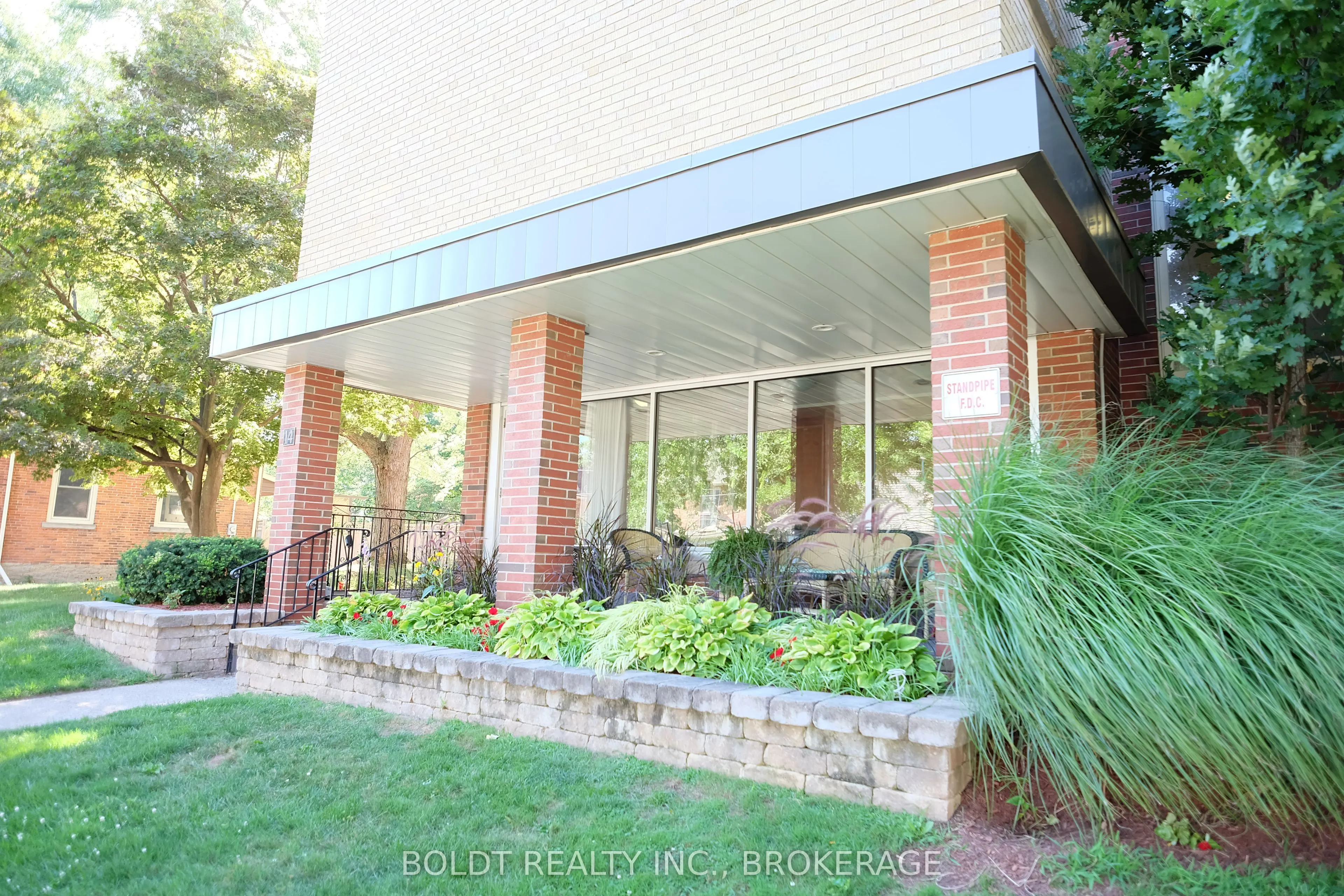 14 Norris Place, #201