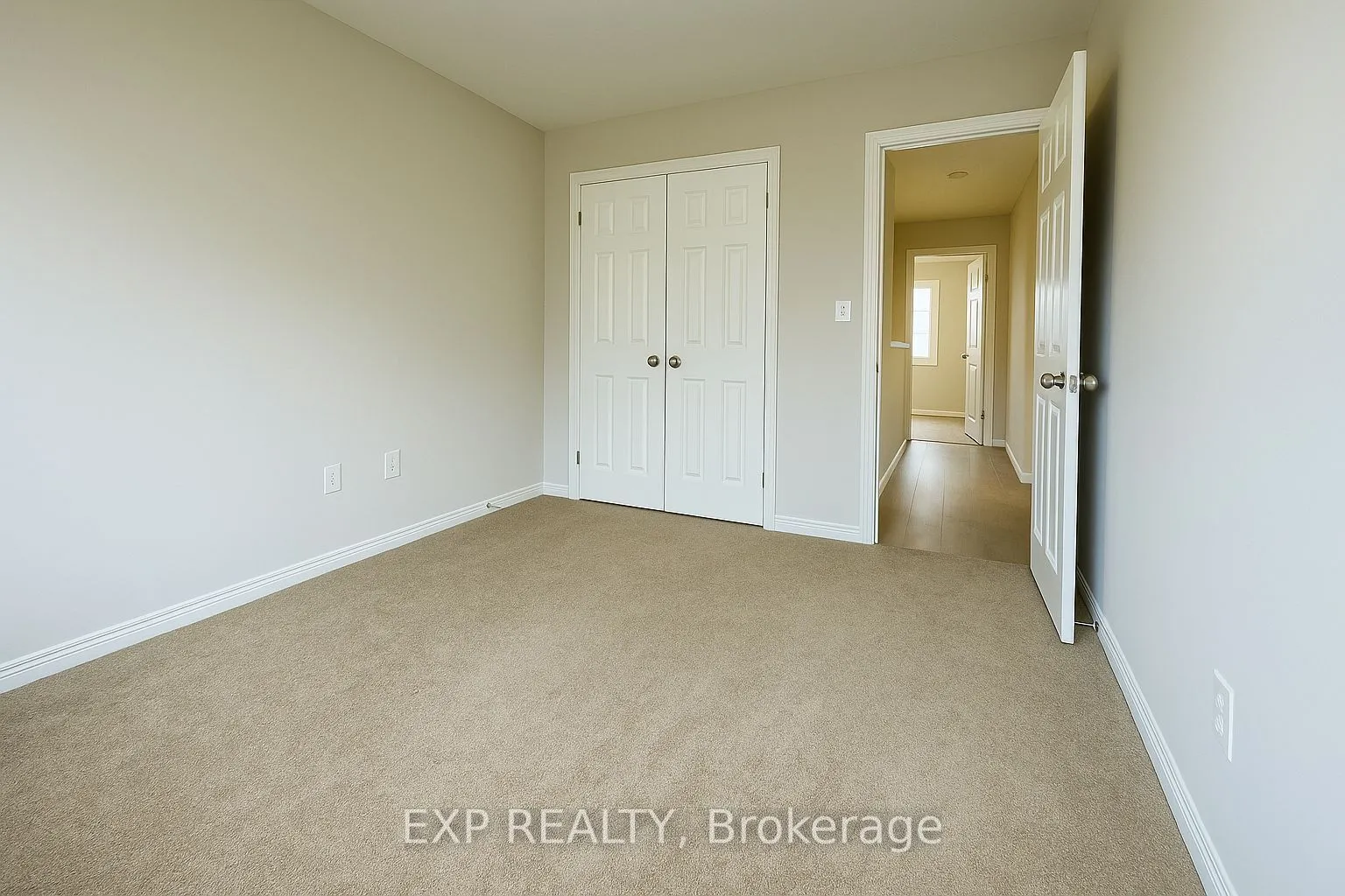 6 Upper Mercer Street E, #B6