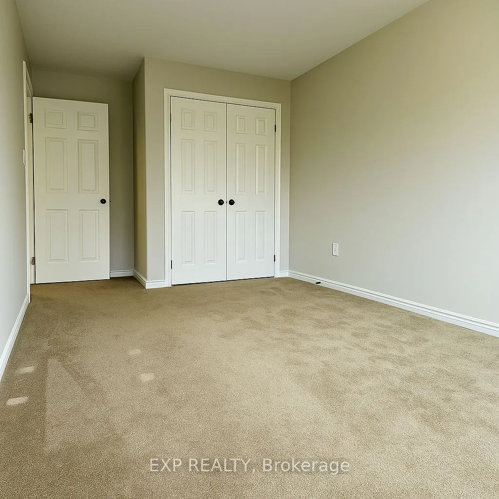 6 Upper Mercer Street E, #B6