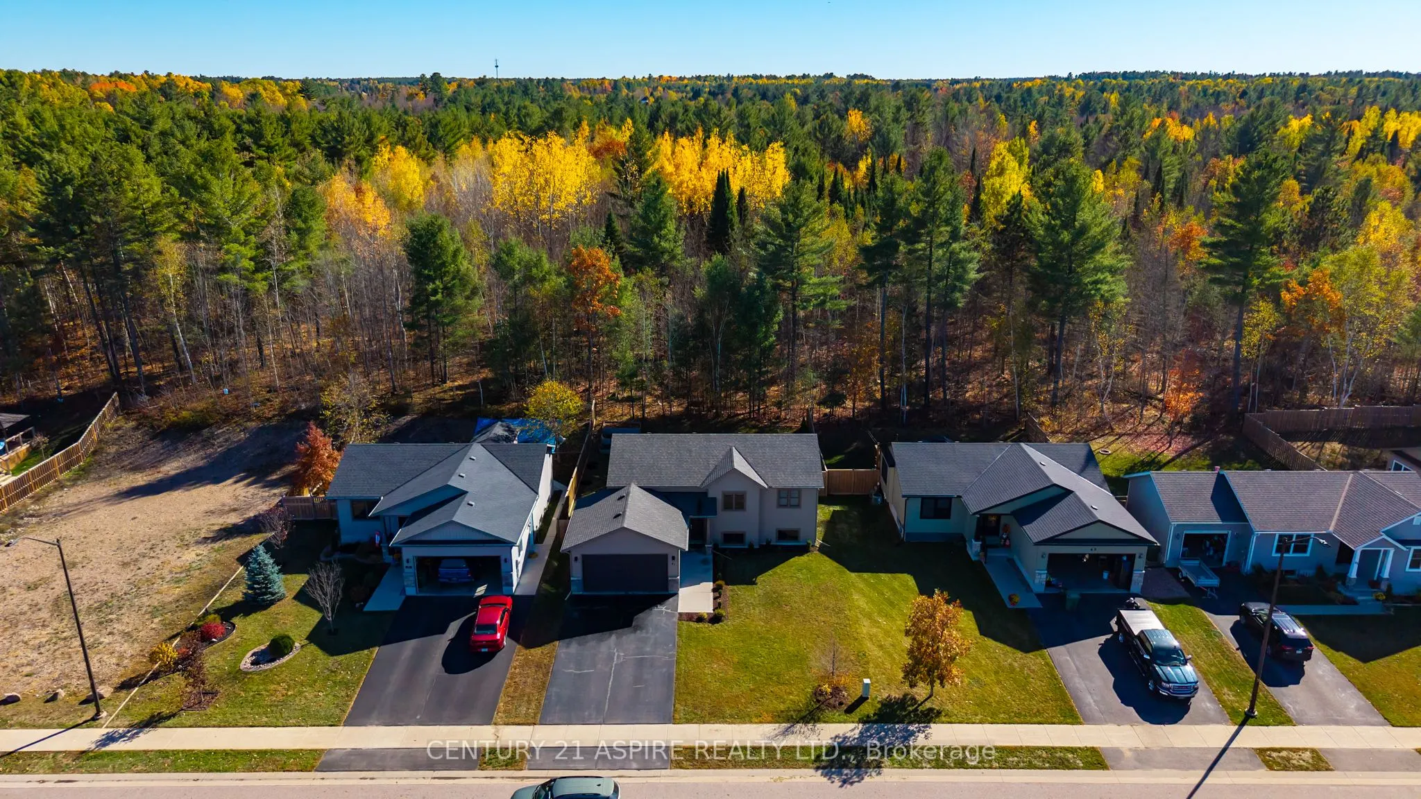 41 Dustin Drive