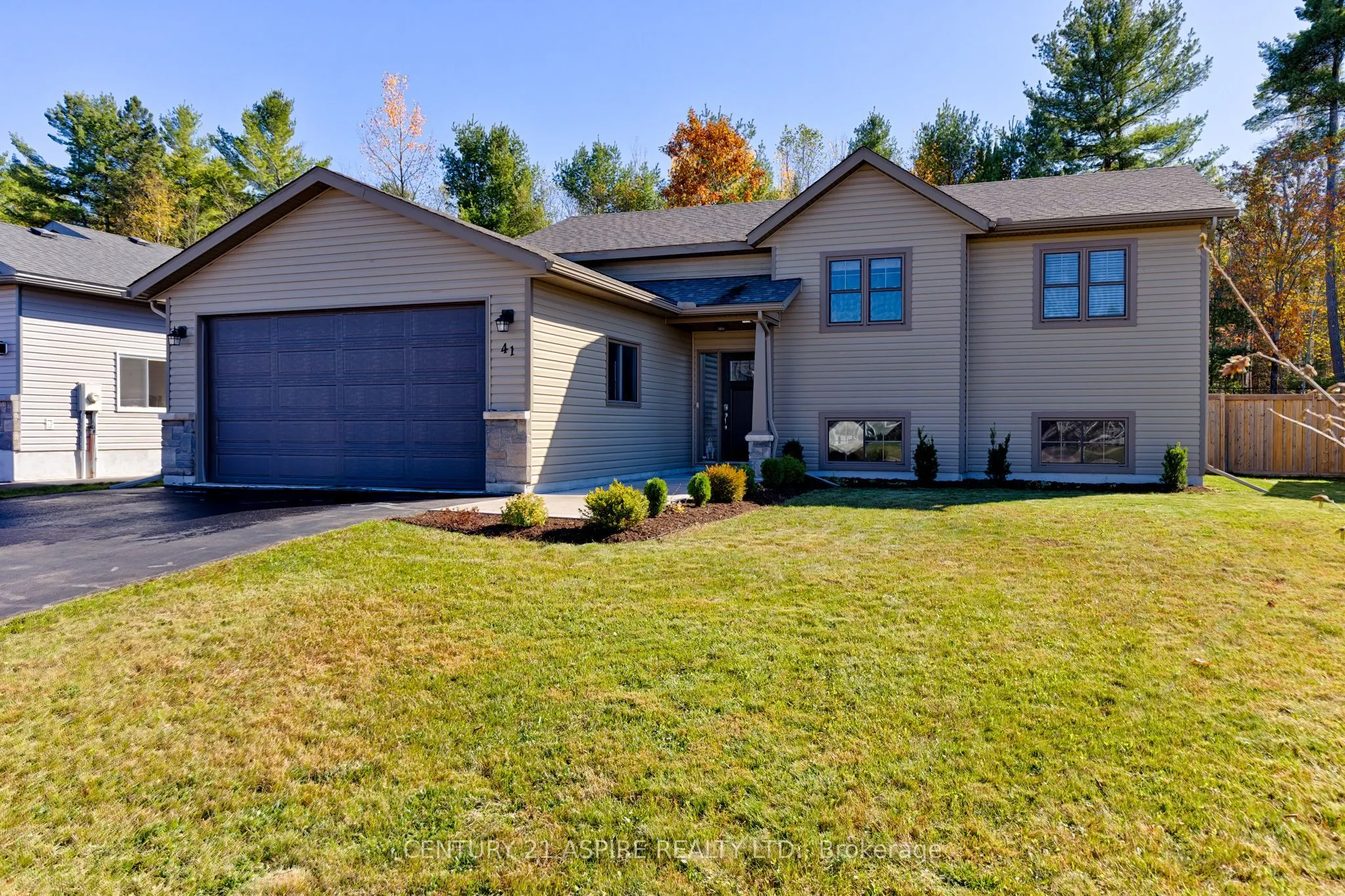 41 Dustin Drive