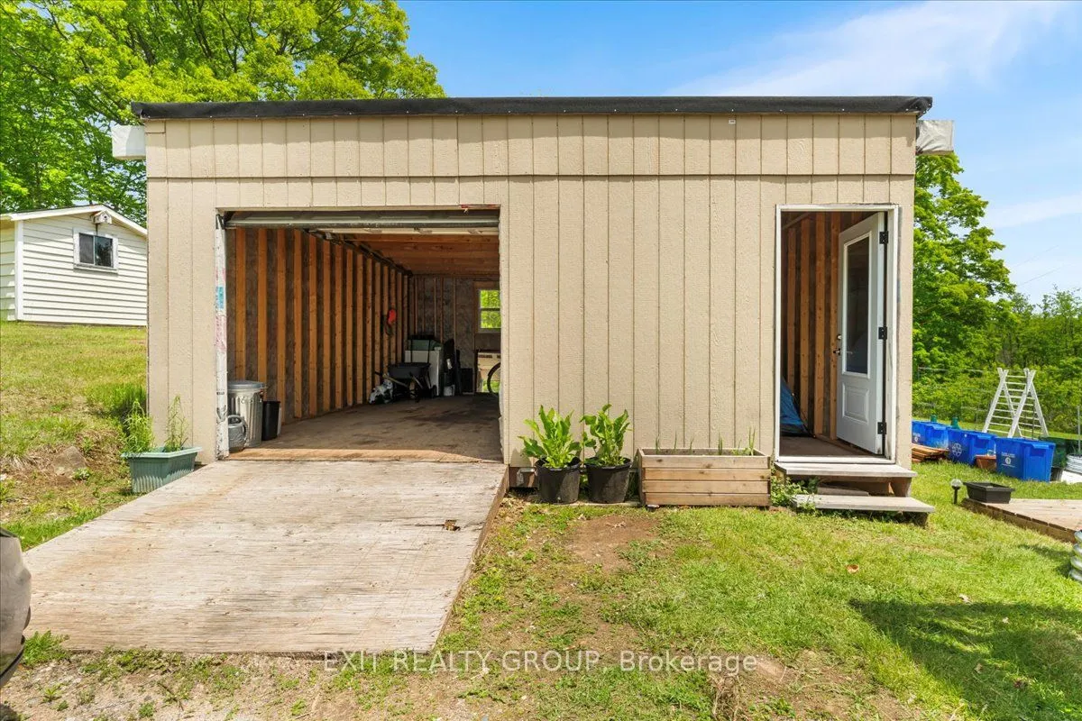 330 Black River Road