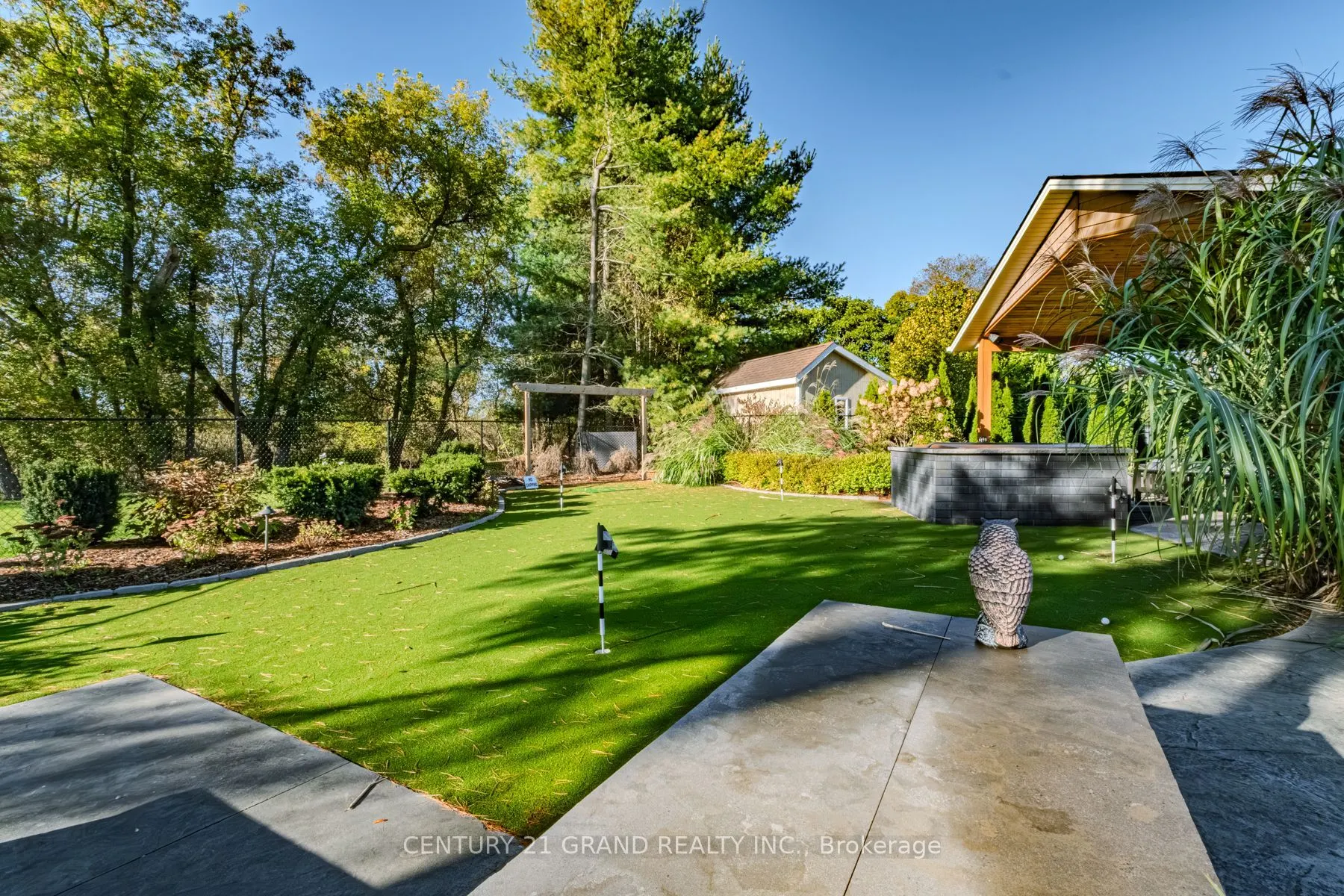 233 Oakland Road