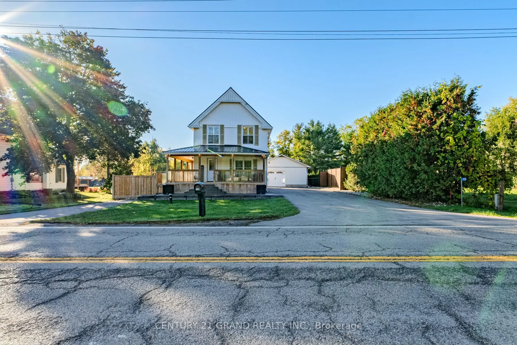 233 Oakland Road