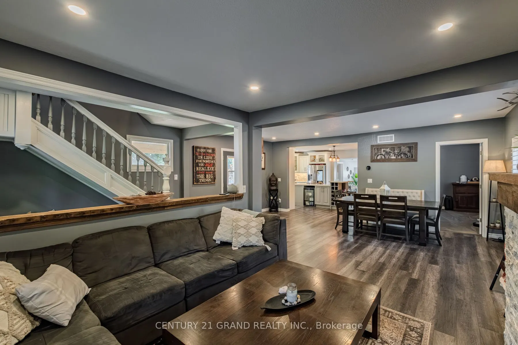 233 Oakland Road