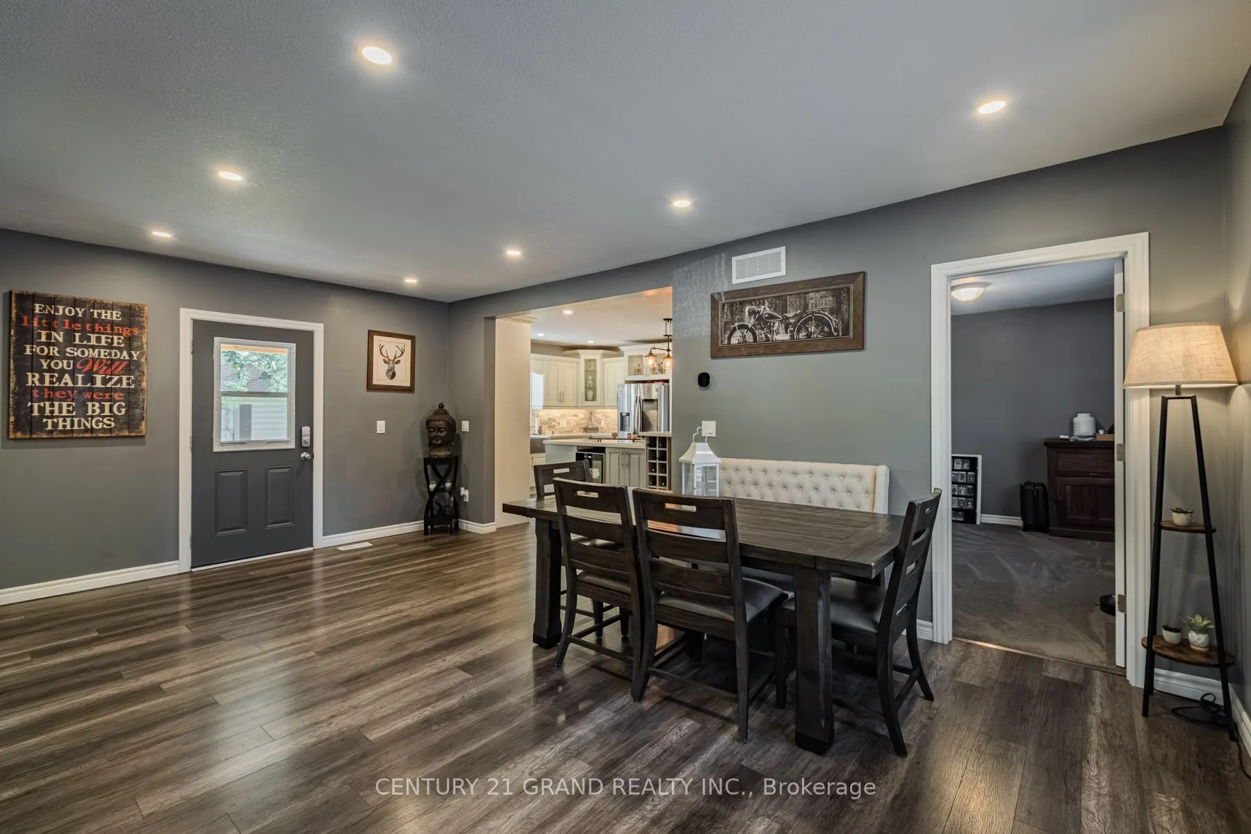233 Oakland Road