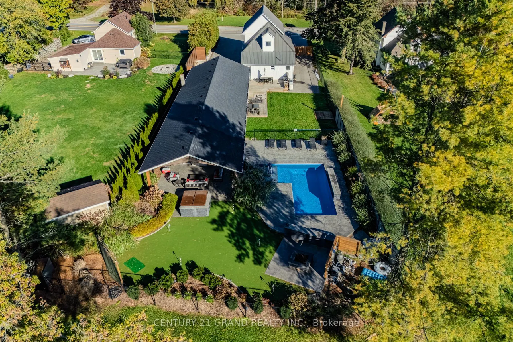 233 Oakland Road