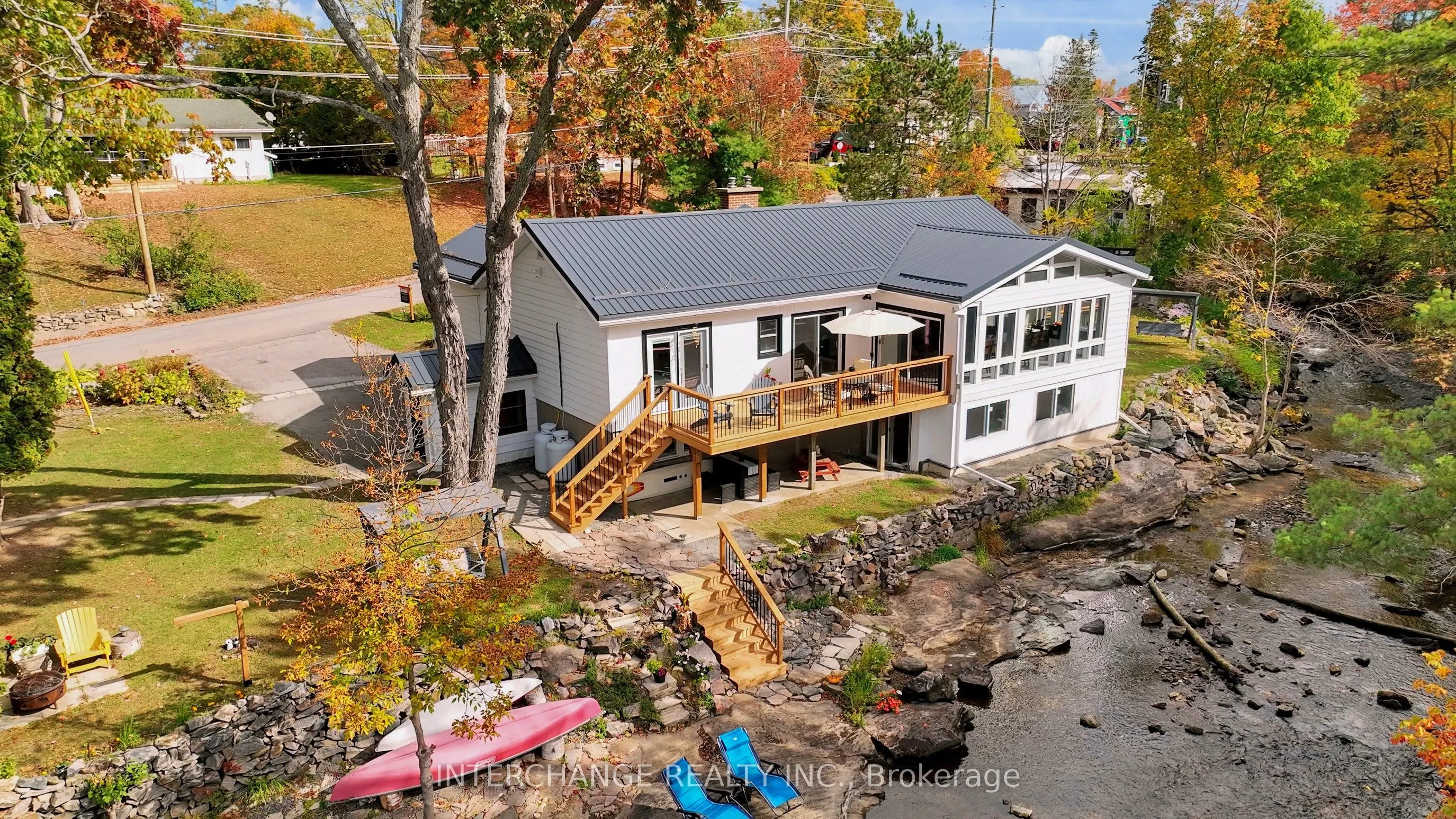 1015 River Street