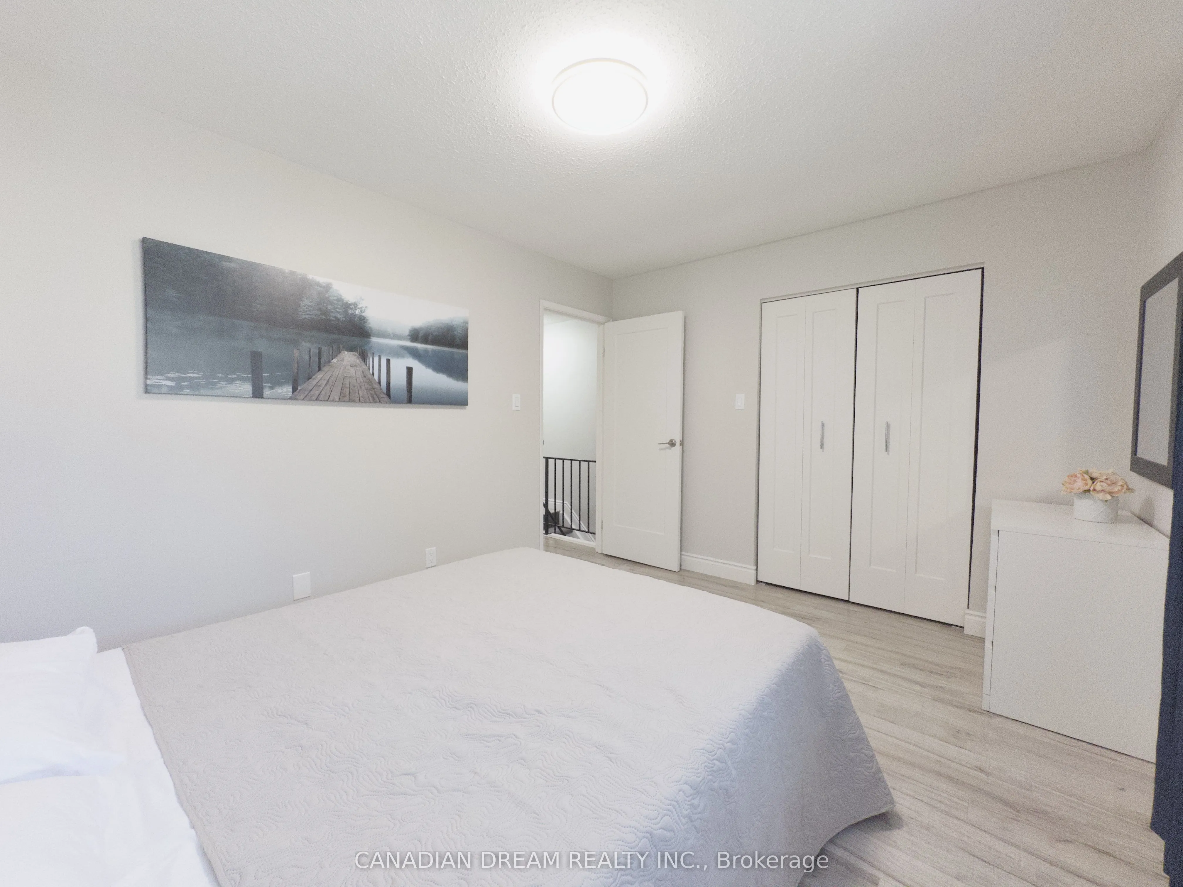70 Fiddlers Green Road, #82