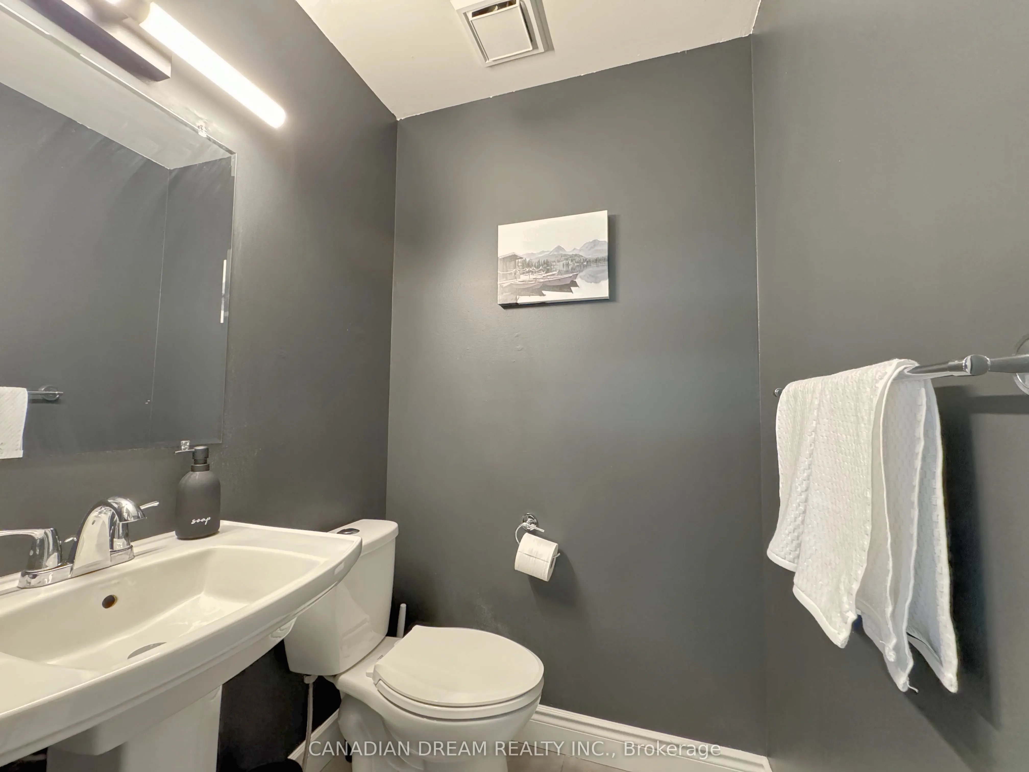 70 Fiddlers Green Road, #82