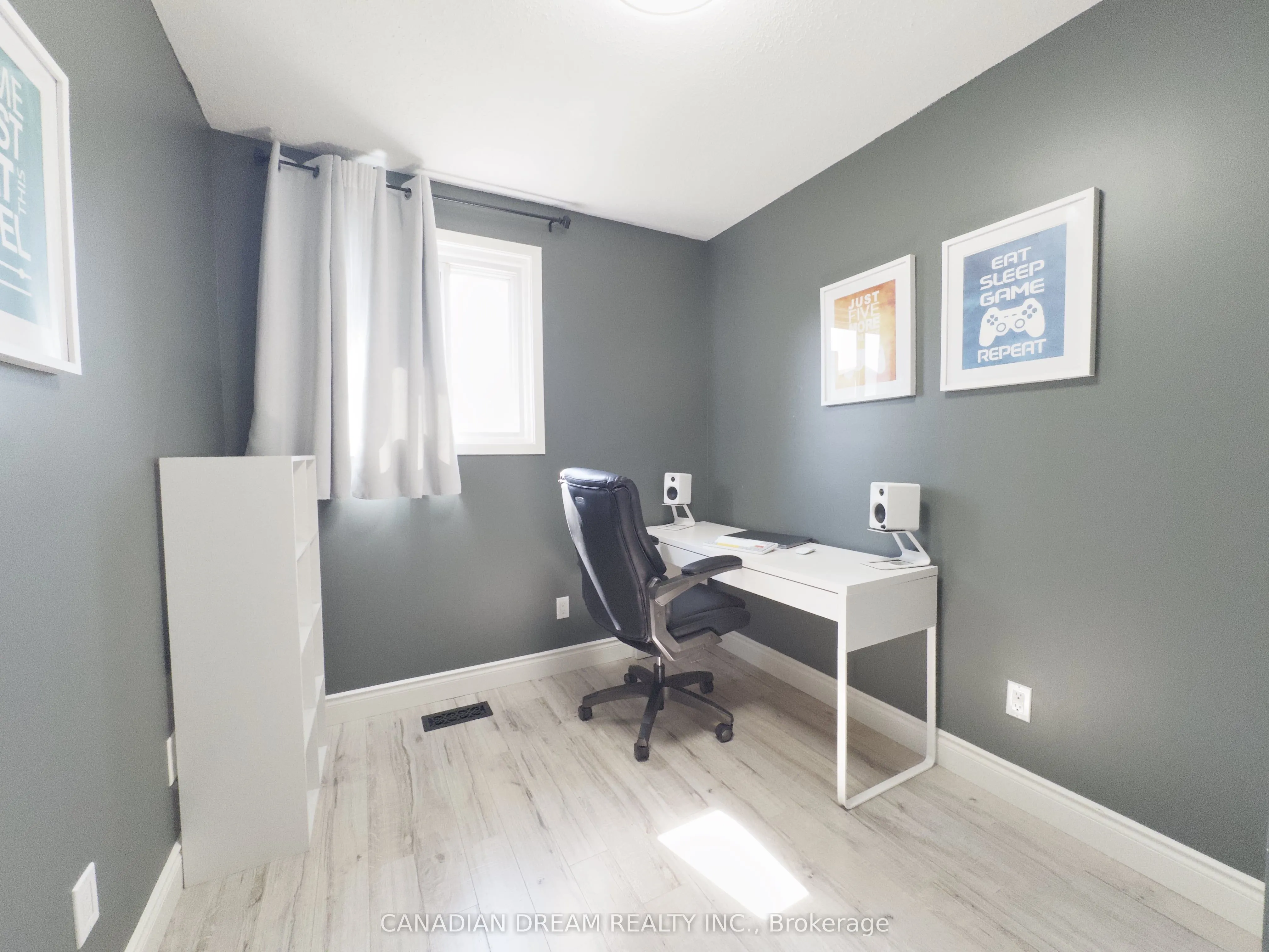 70 Fiddlers Green Road, #82