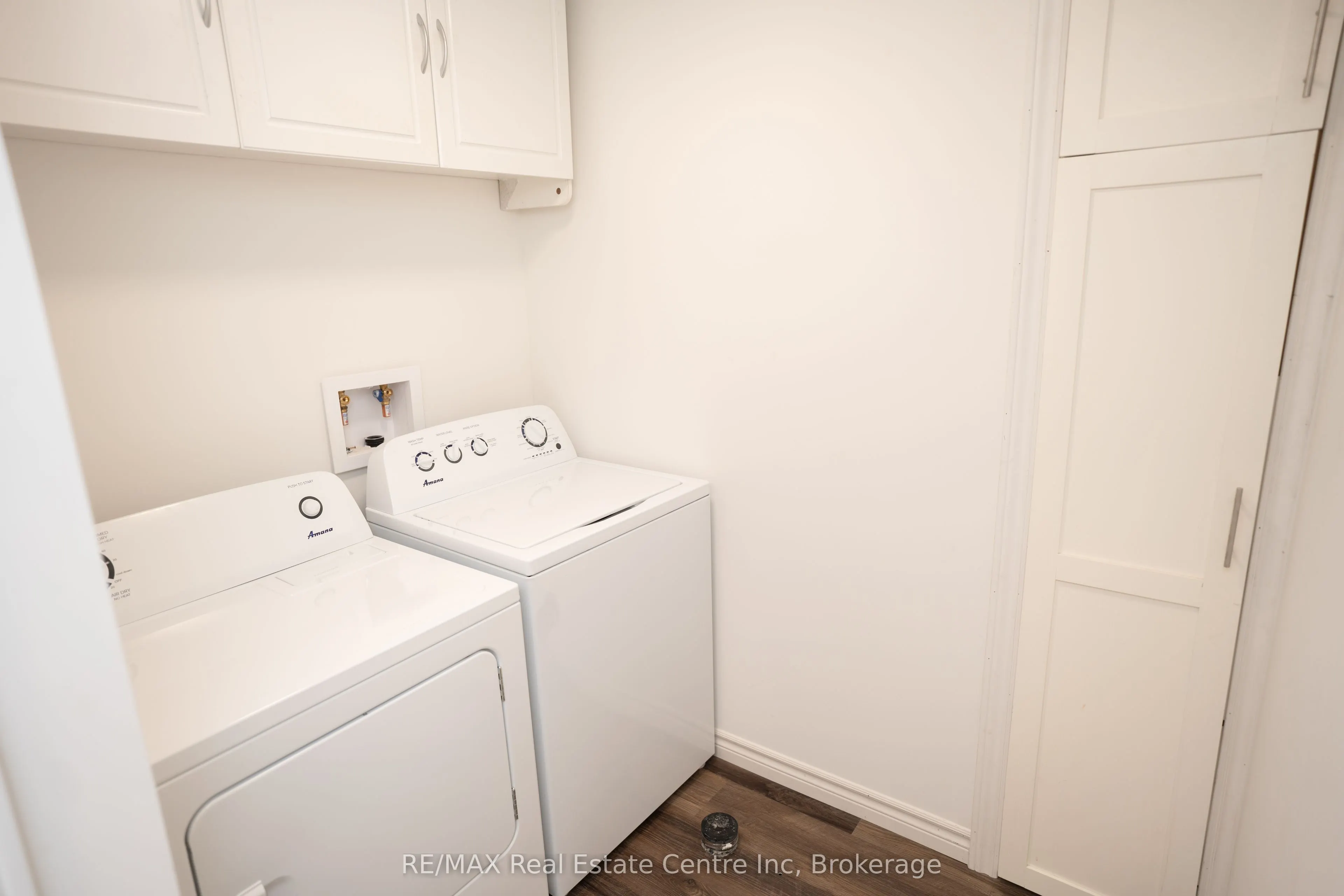 22 Neeve Street, #Lower