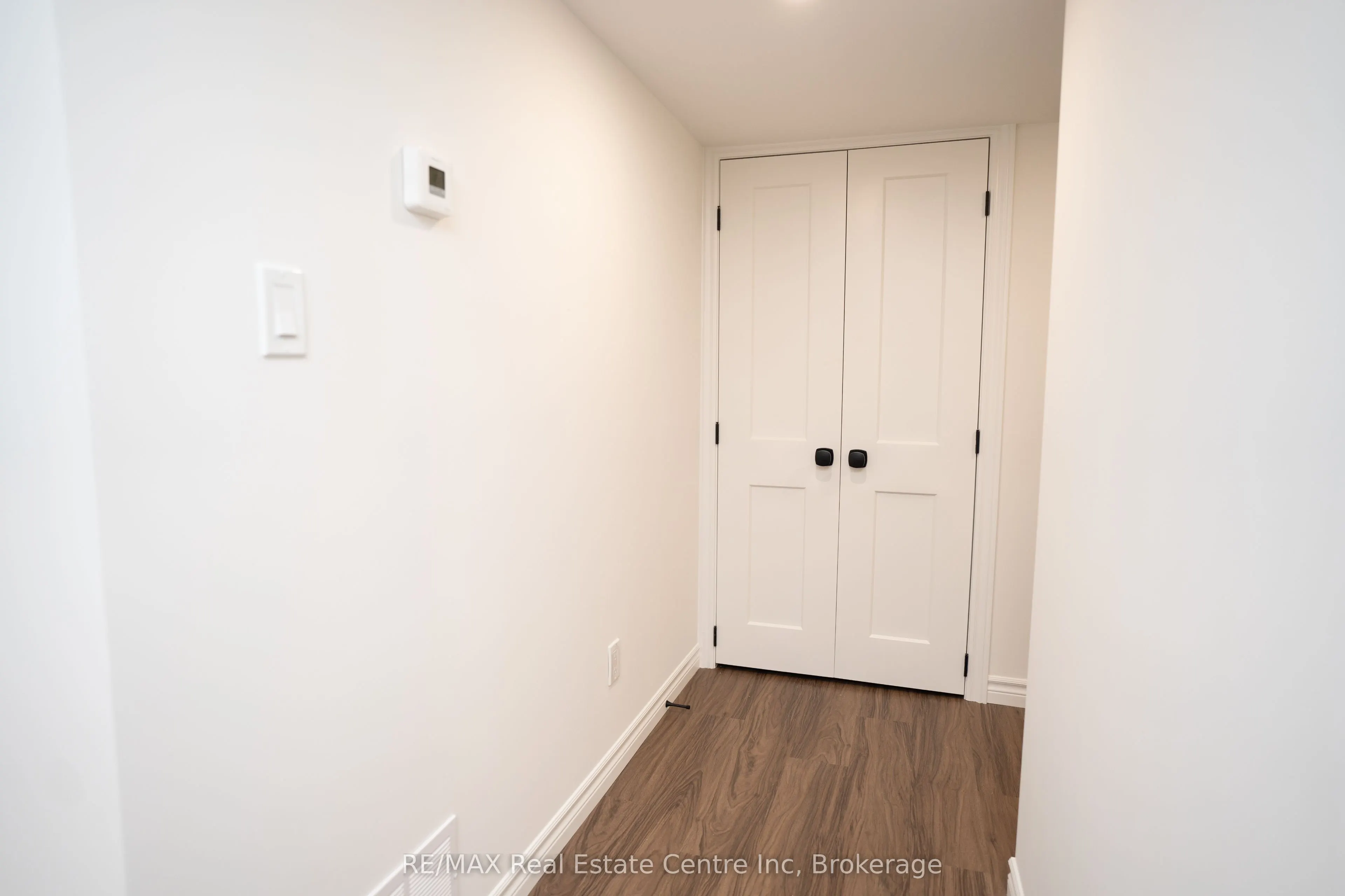 22 Neeve Street, #Lower