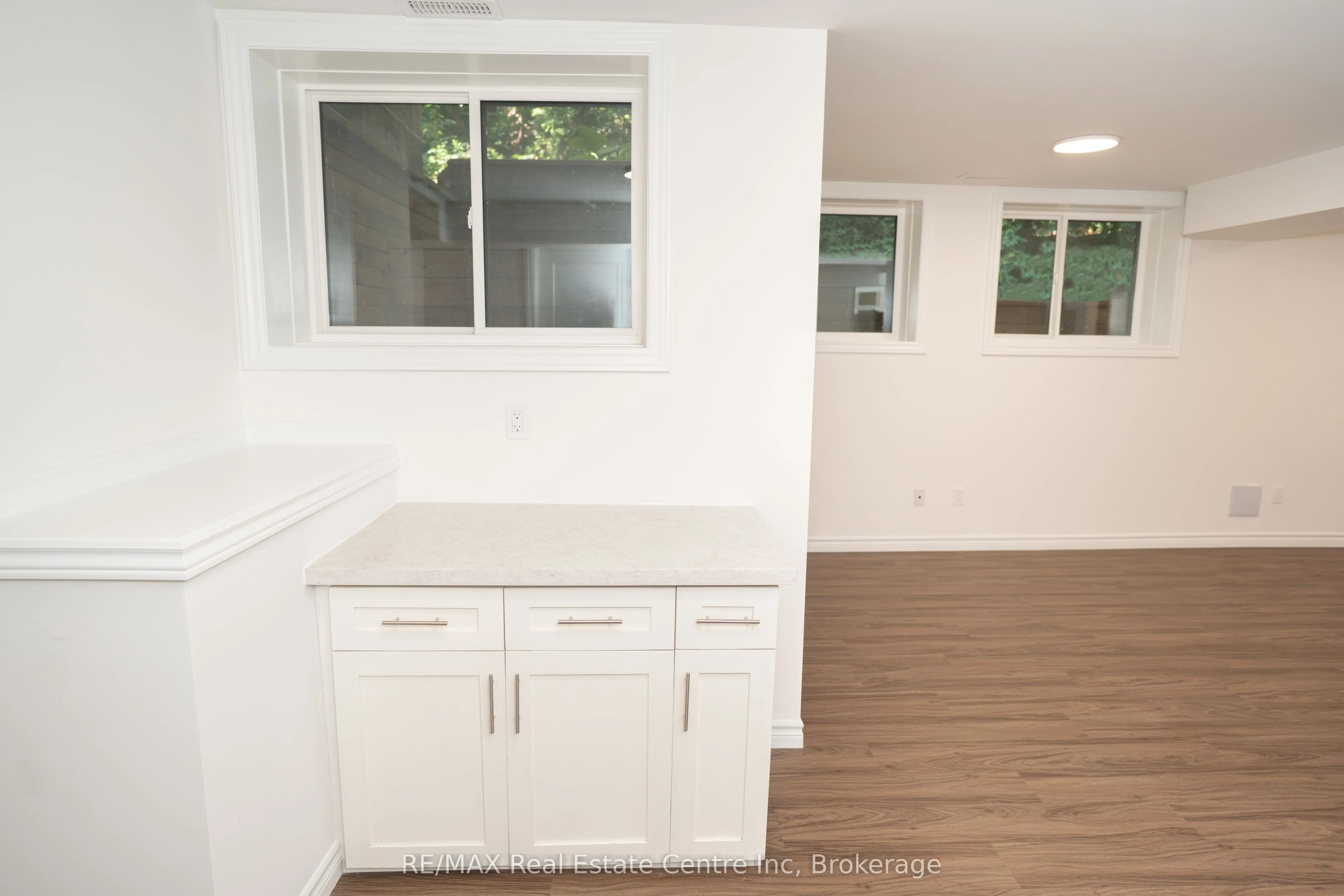 22 Neeve Street, #Lower
