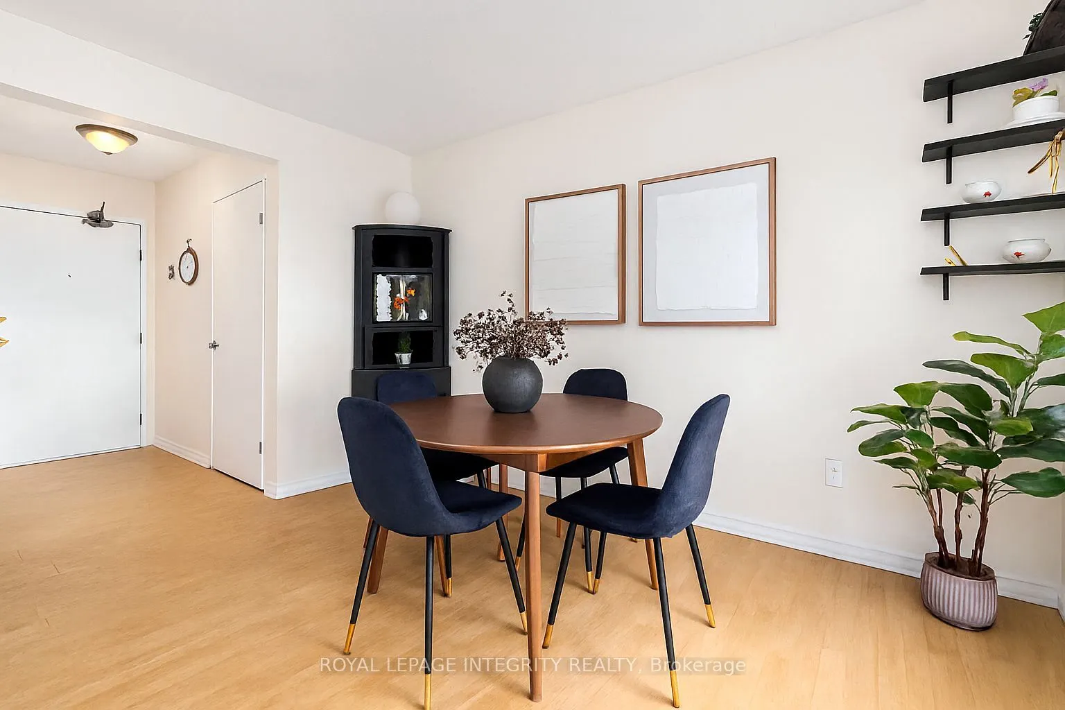 270 Lorry Greenberg Drive S, #210