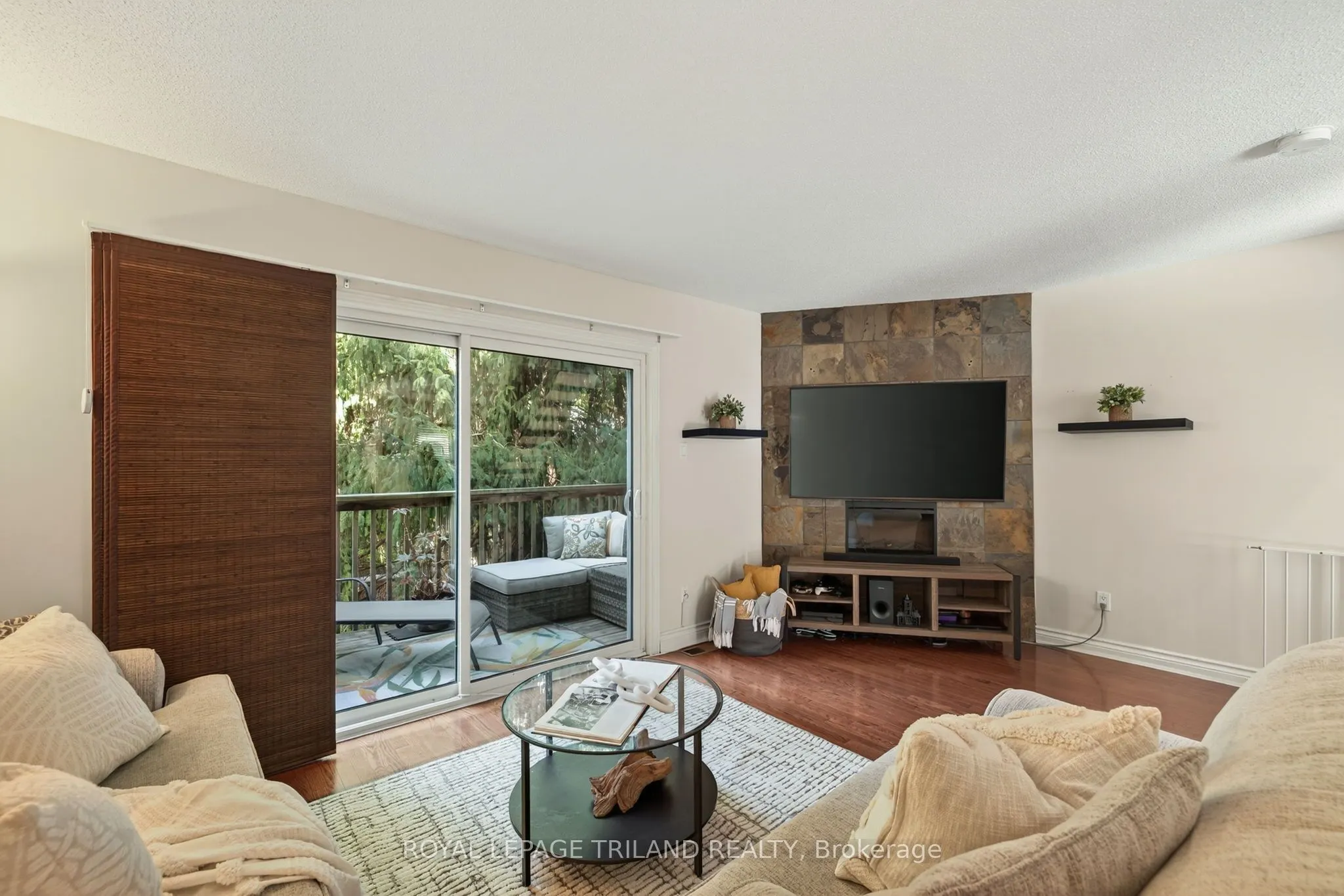 1399 Commissioners Road W, #22