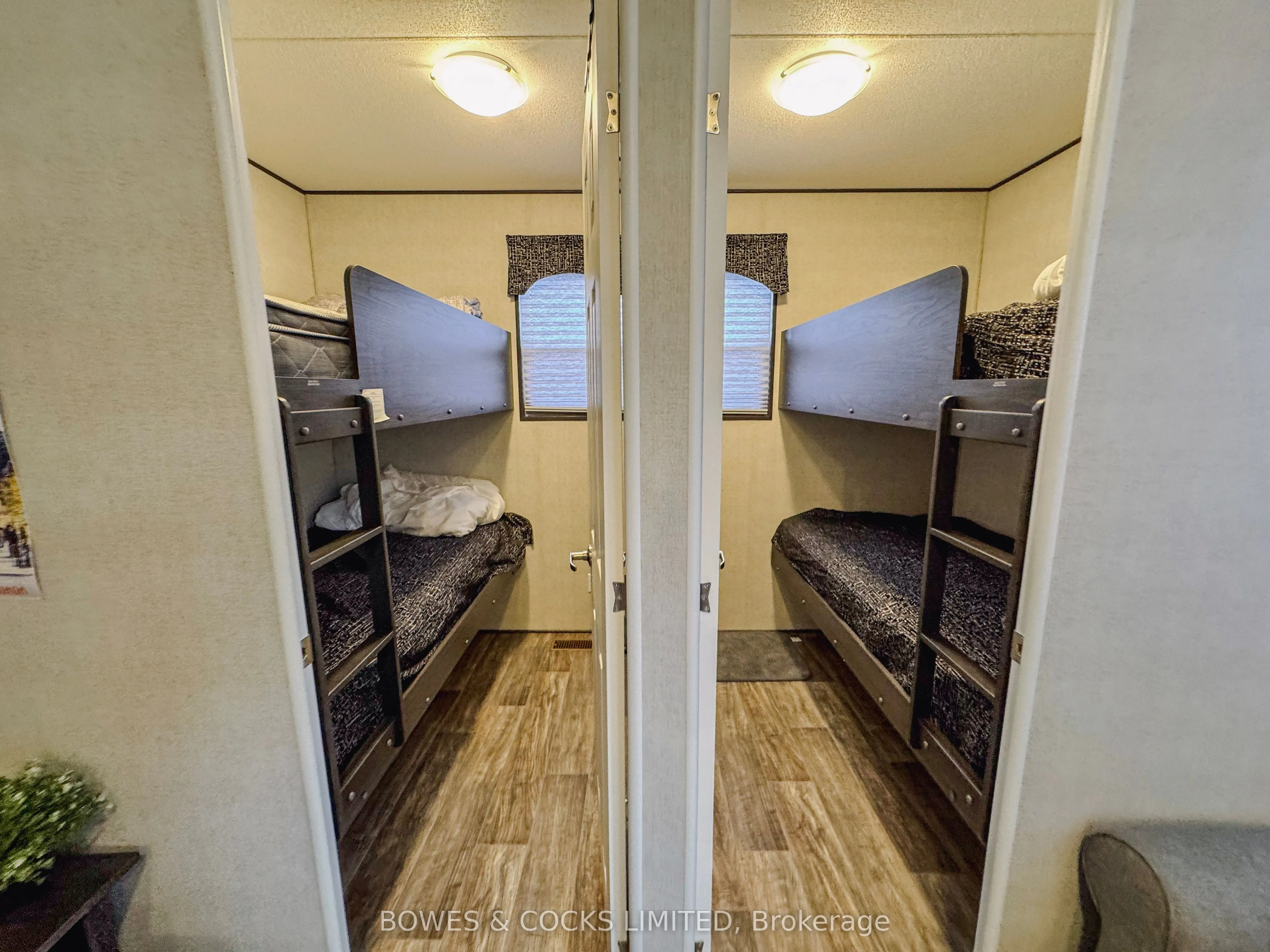 1235 Villers Line, #10 Lambton