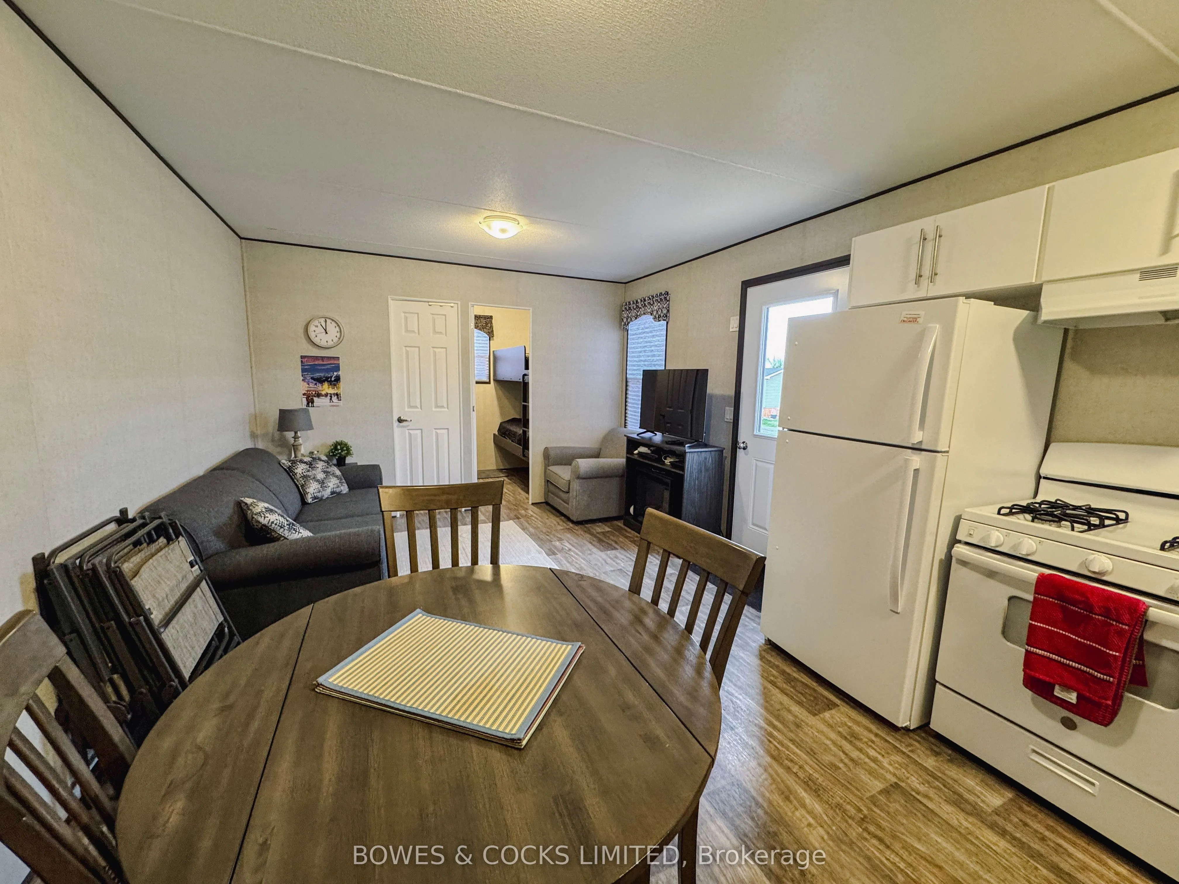 1235 Villers Line, #10 Lambton