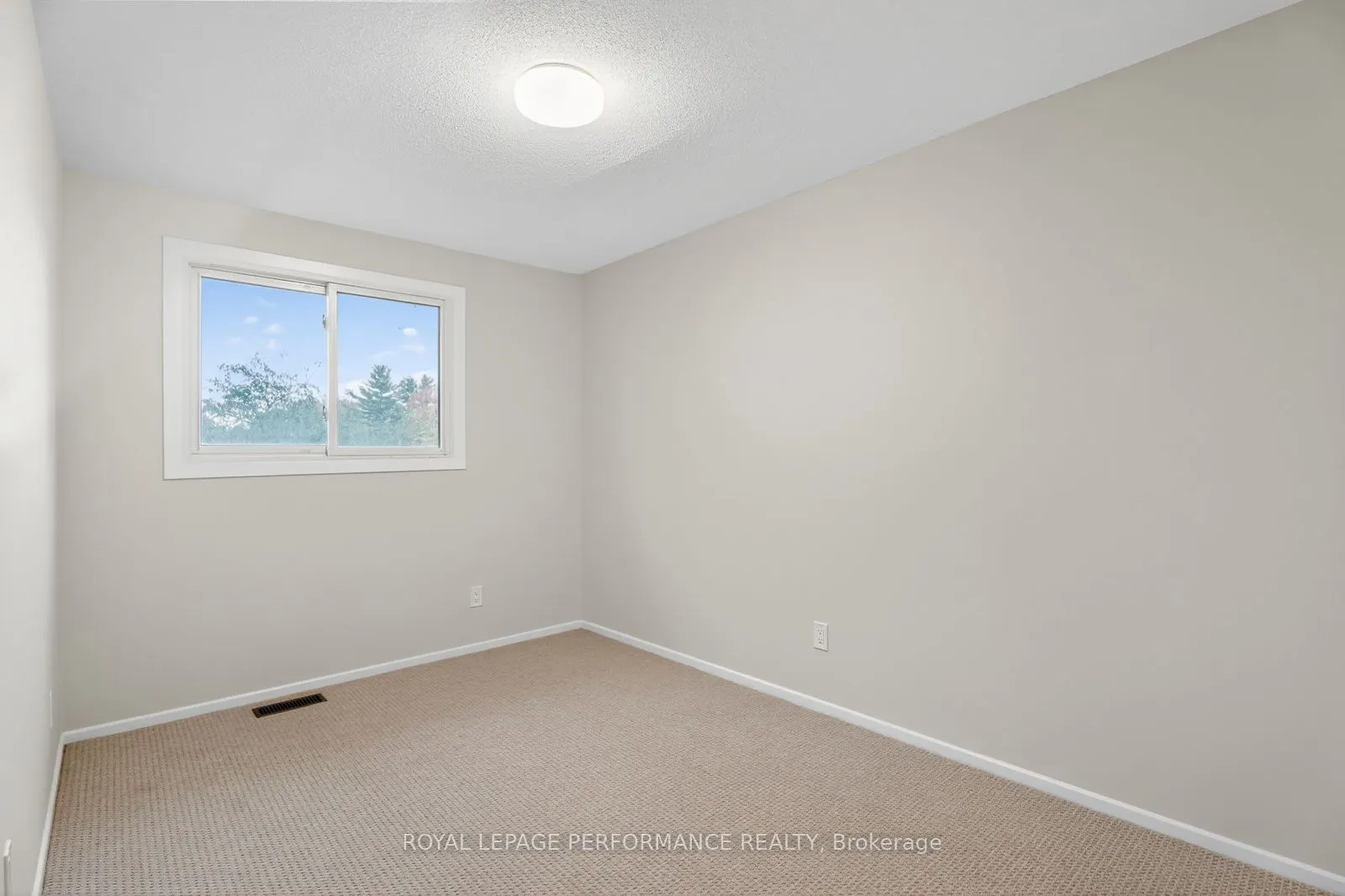 176 Woodfield Drive, #118