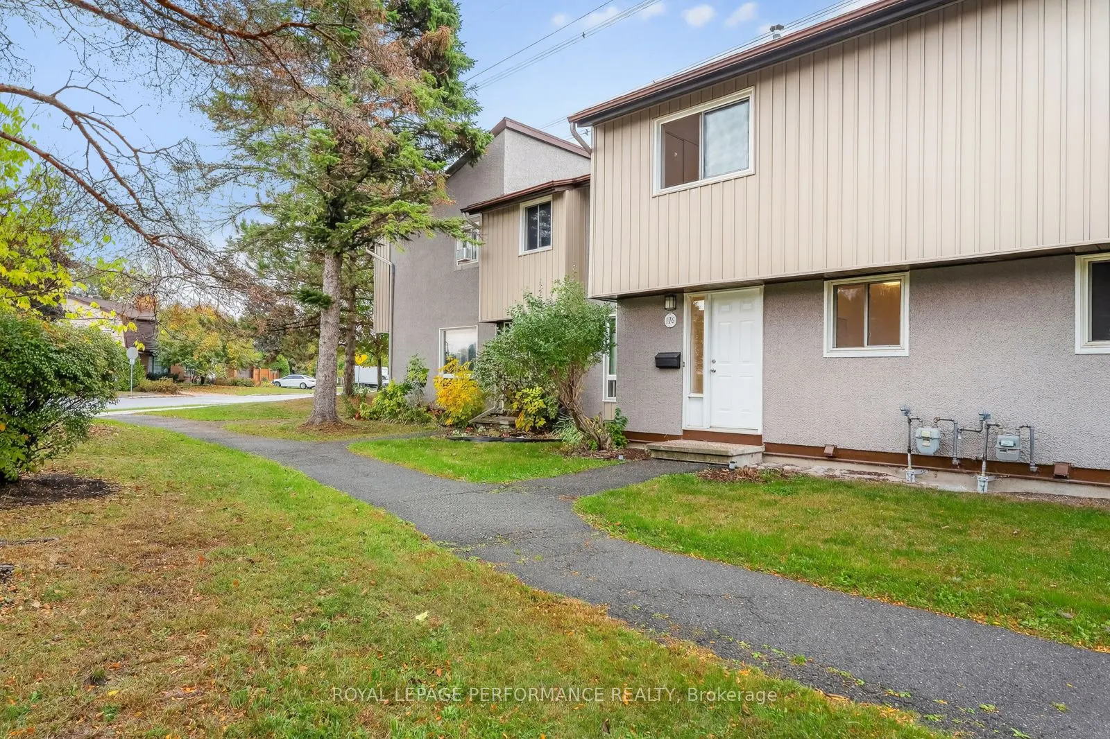 176 Woodfield Drive, #118