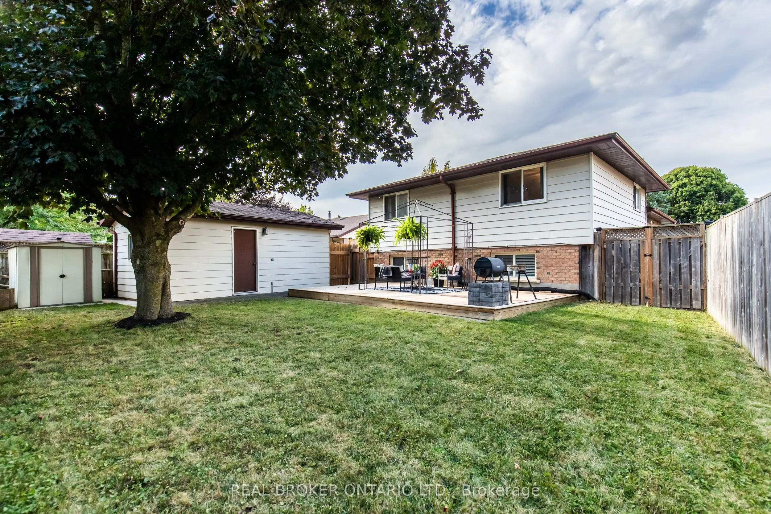 1134 Mohawk Street