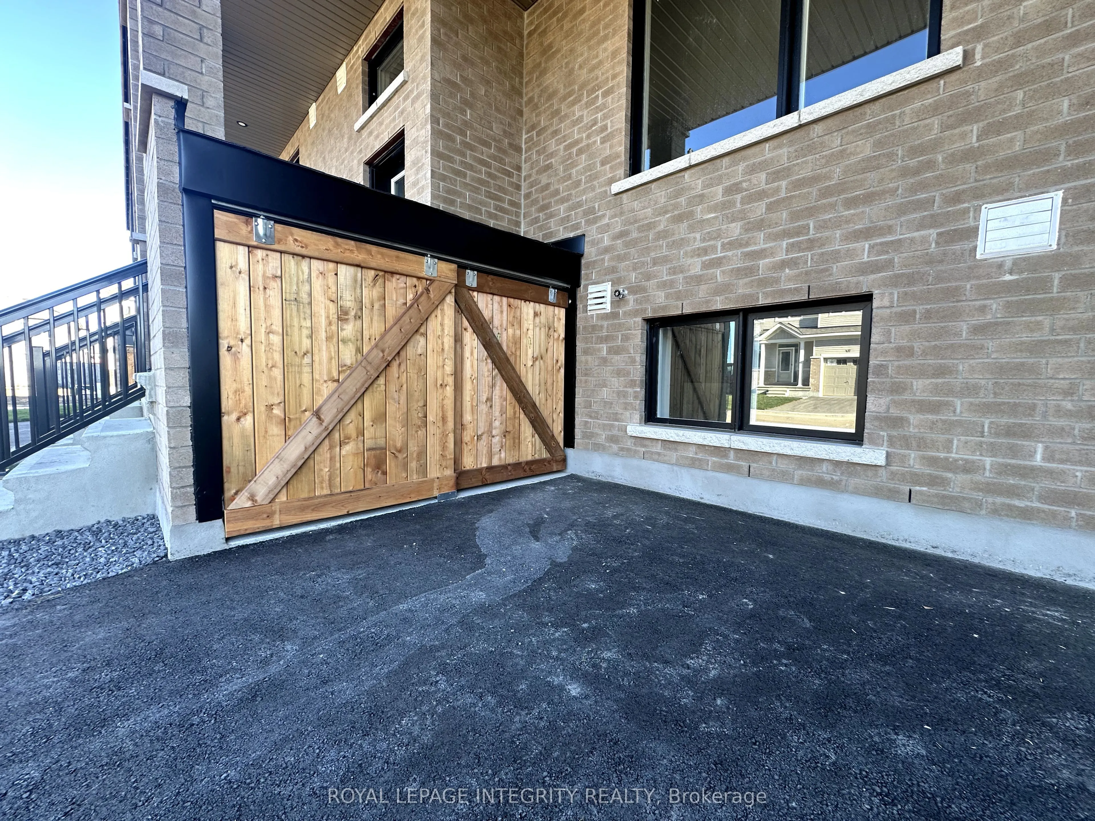 118 Ryan Reynolds Way