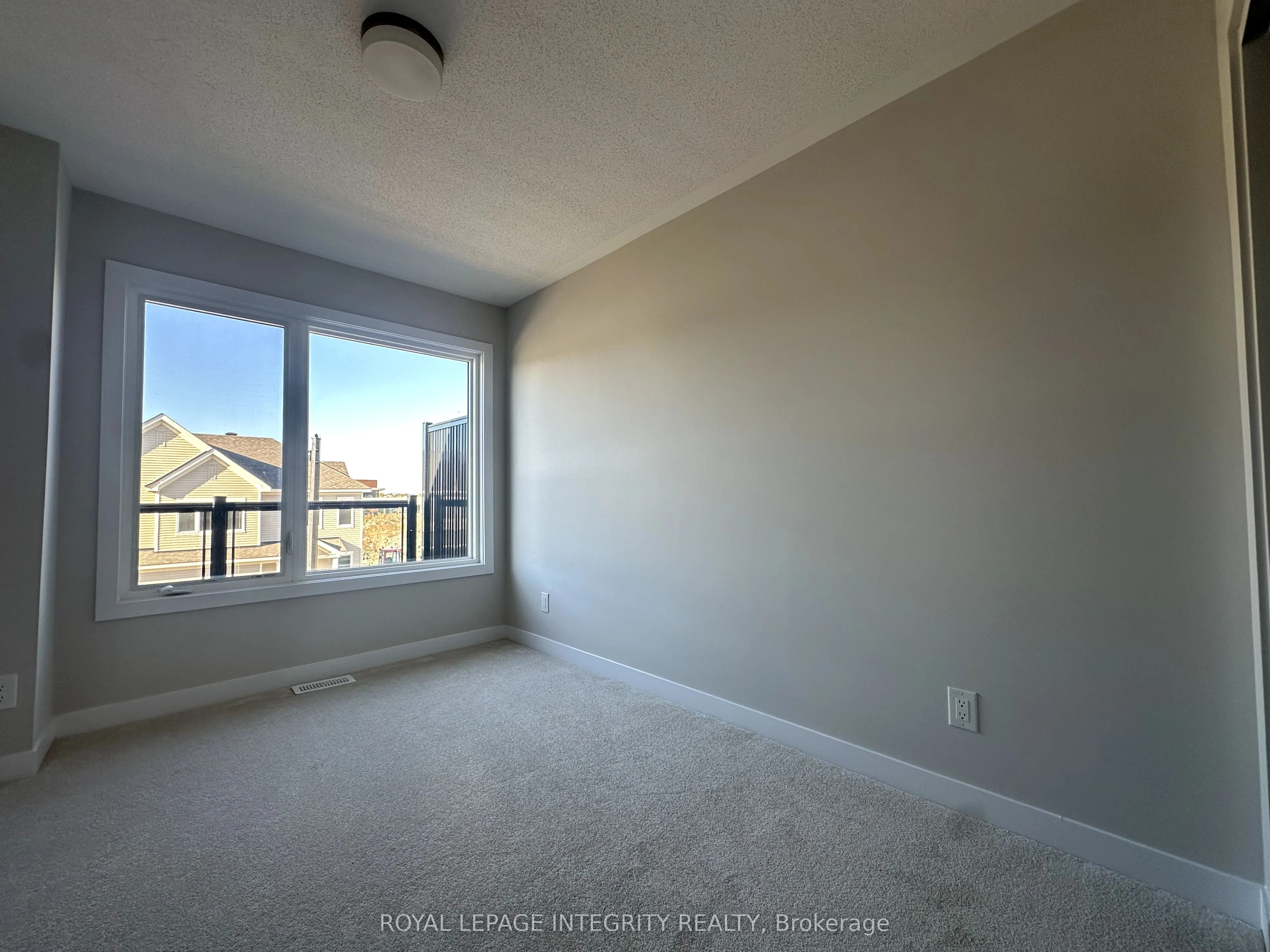 118 Ryan Reynolds Way