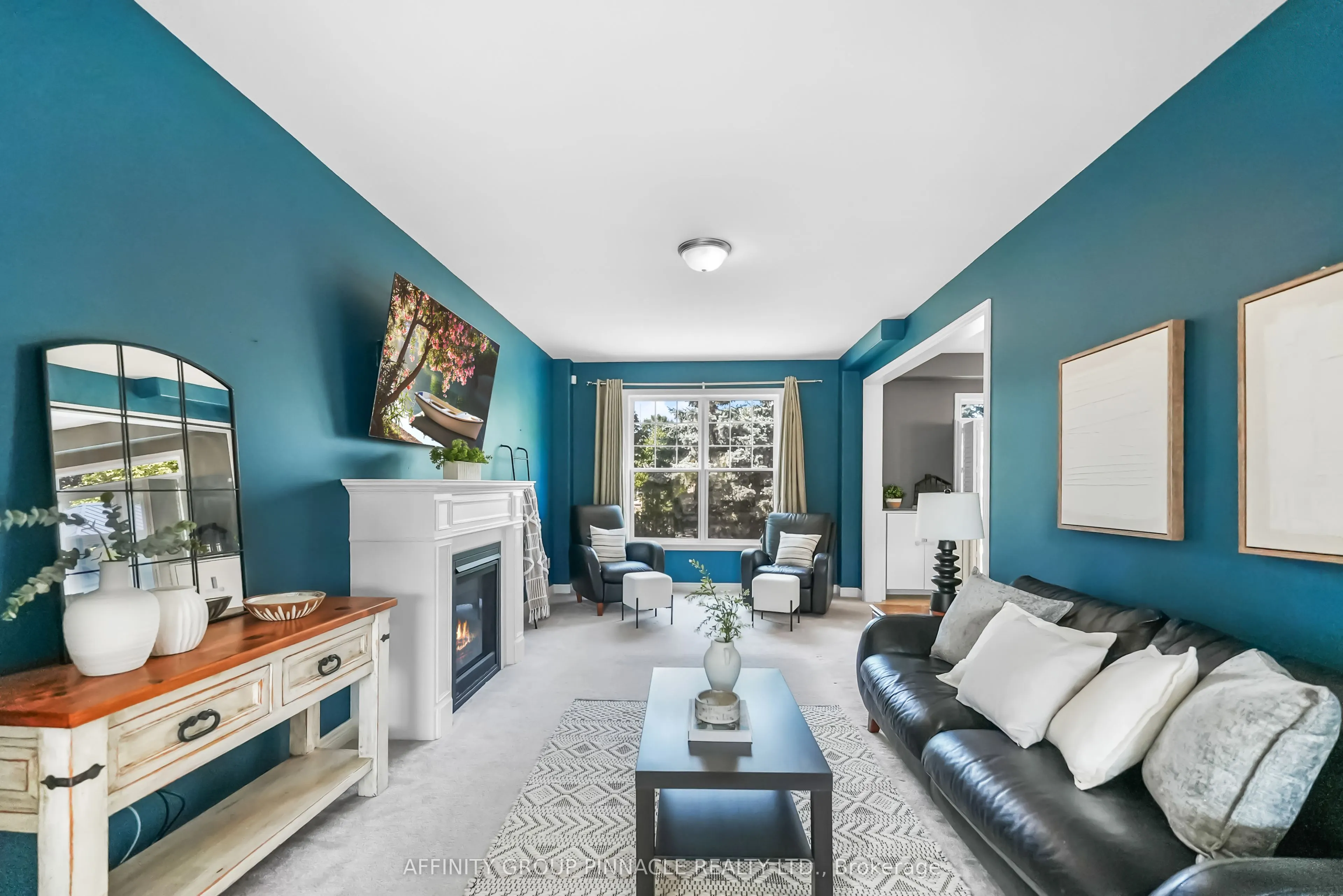 7 Brackendale Trail