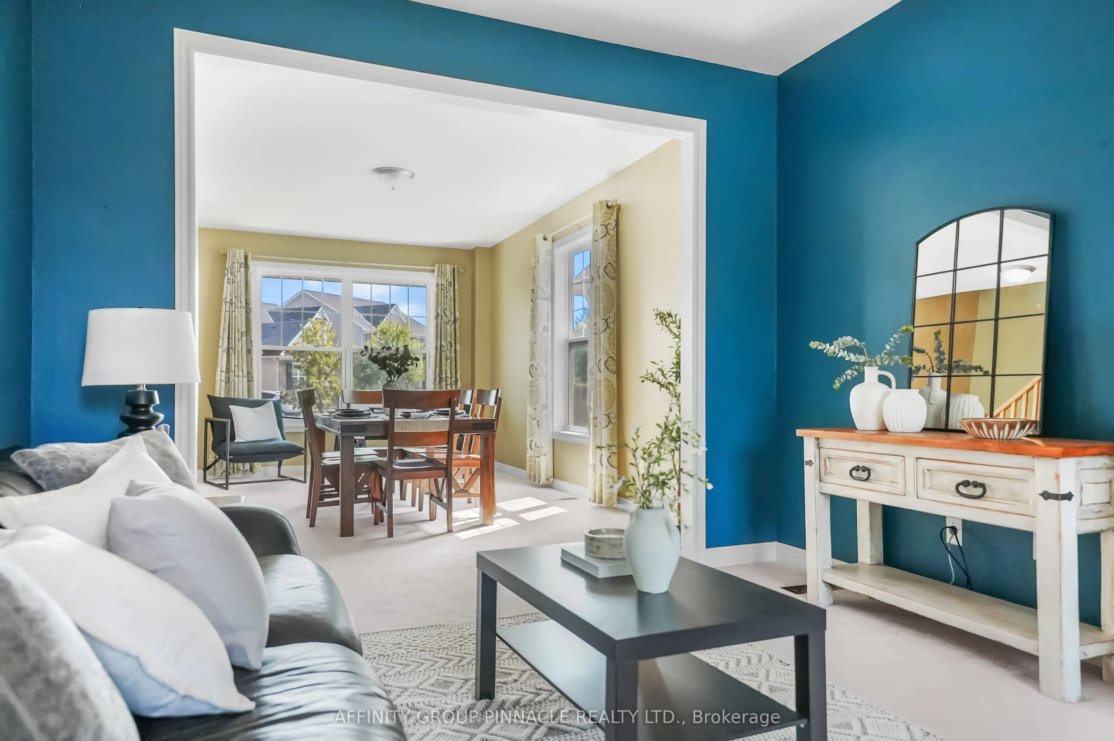7 Brackendale Trail