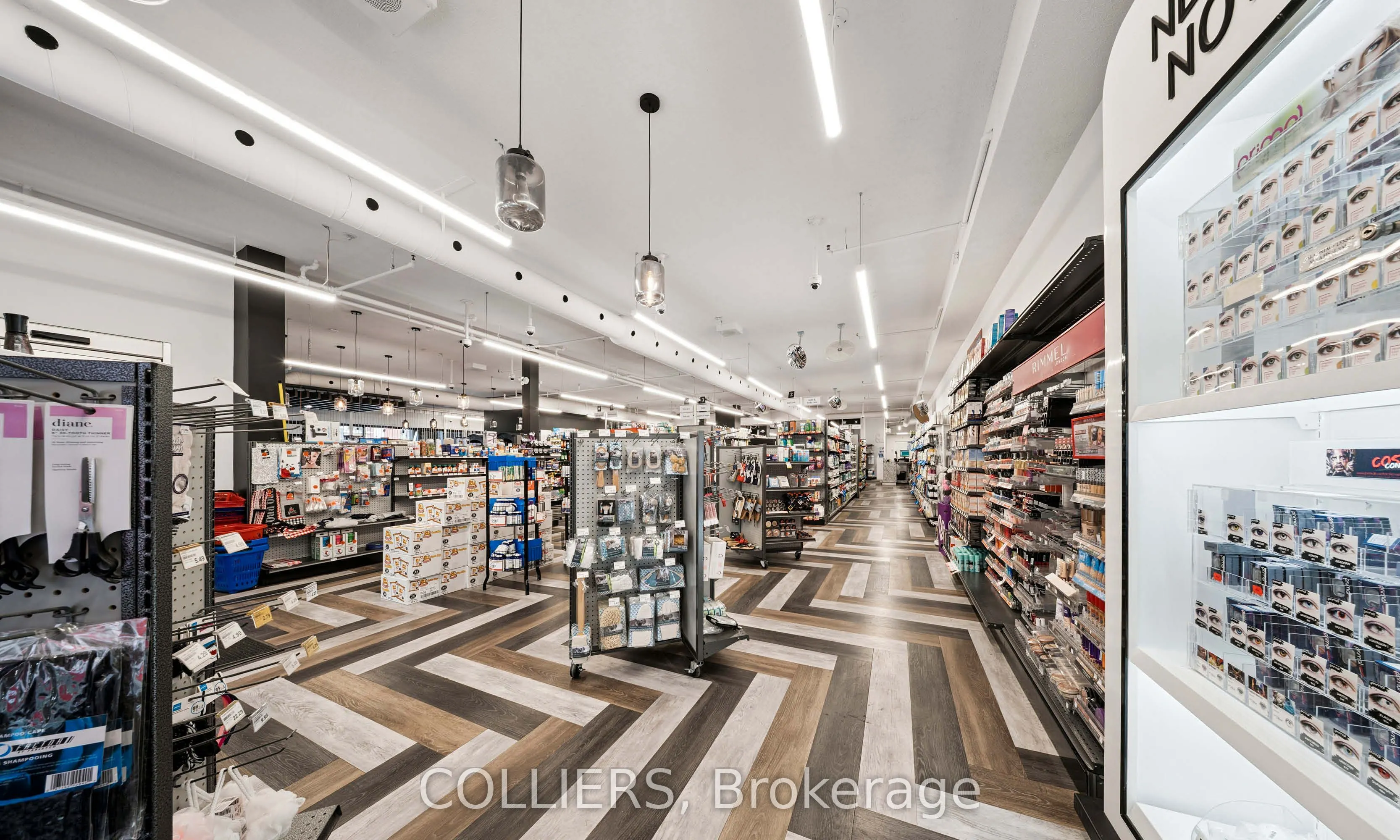 302* Queen Street E