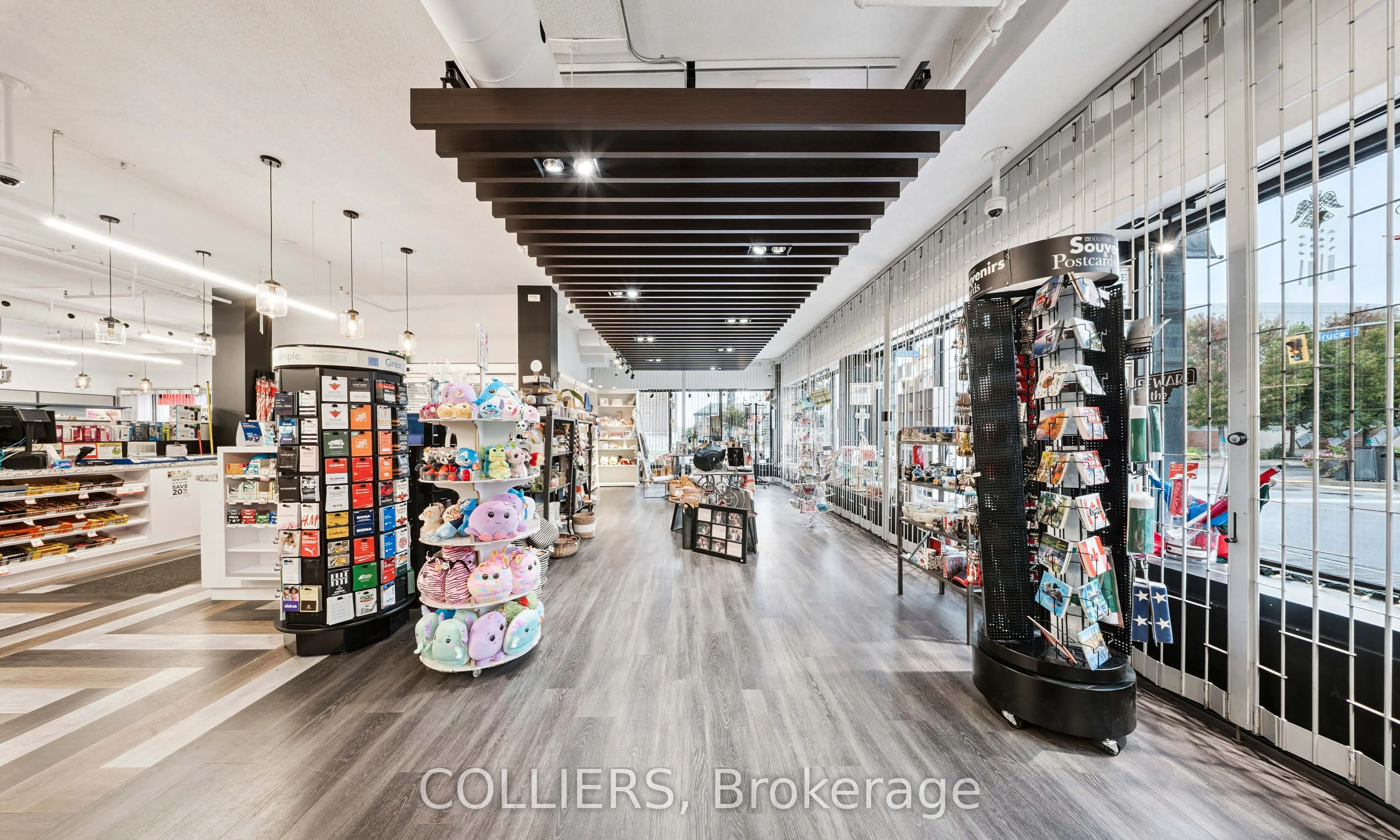 302* Queen Street E