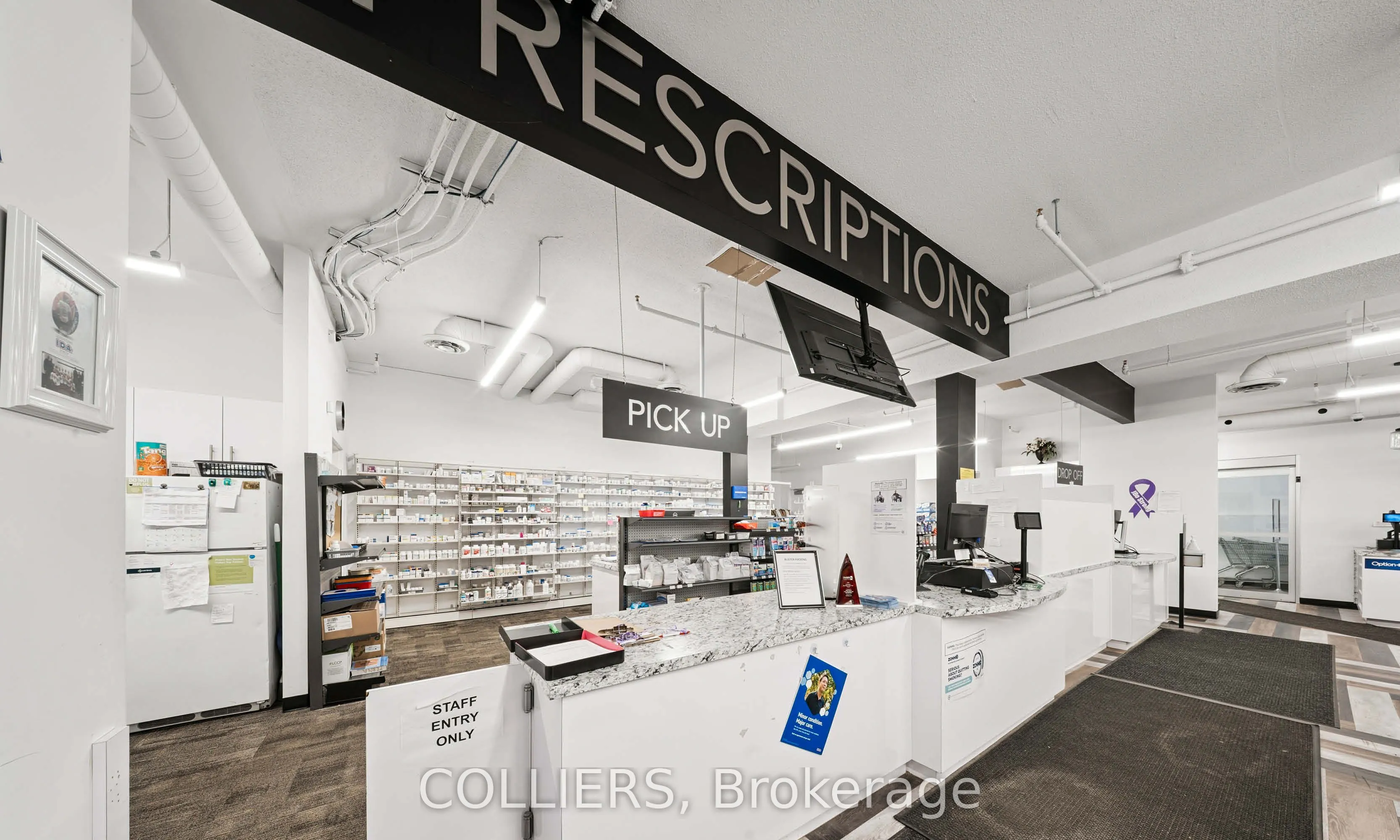 302* Queen Street E