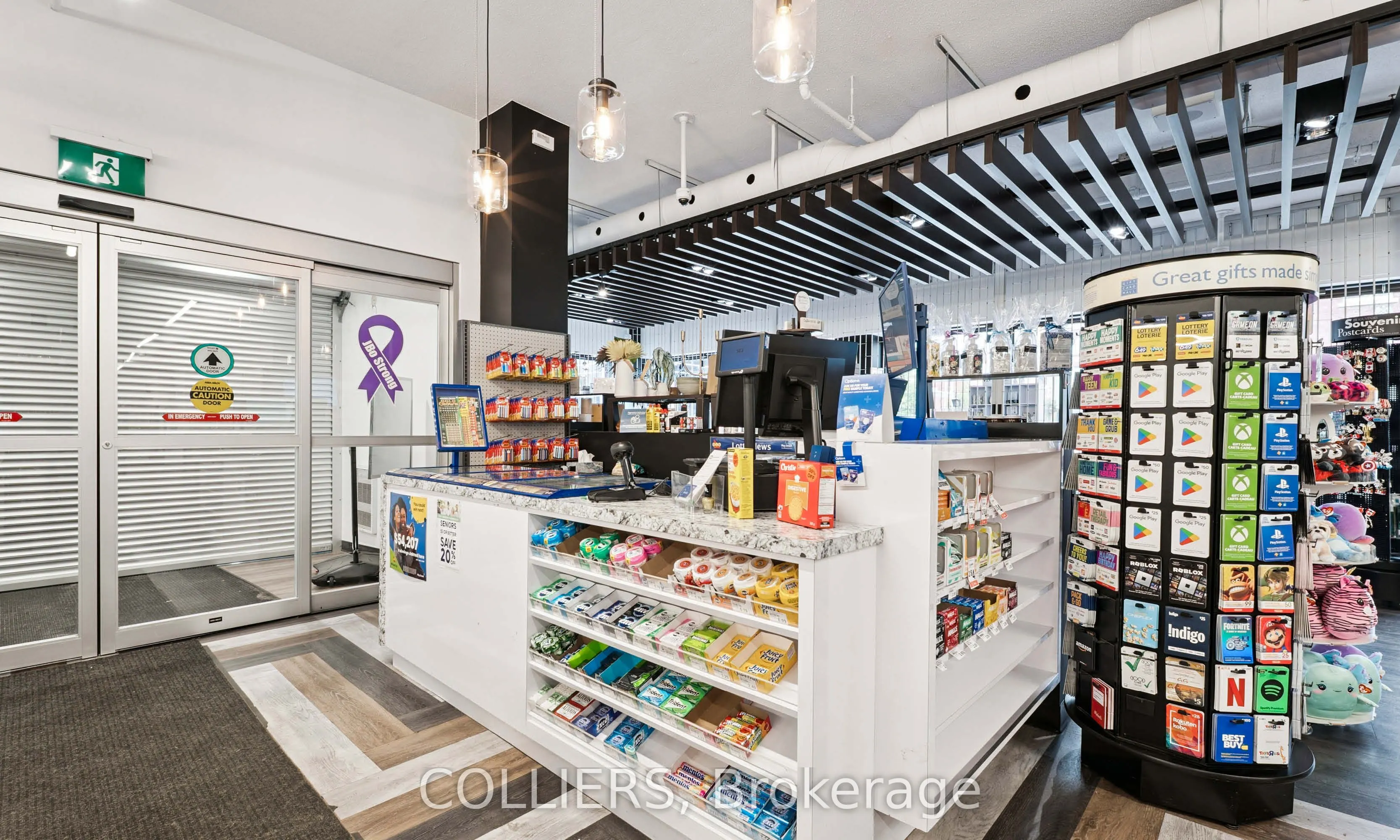 302* Queen Street E