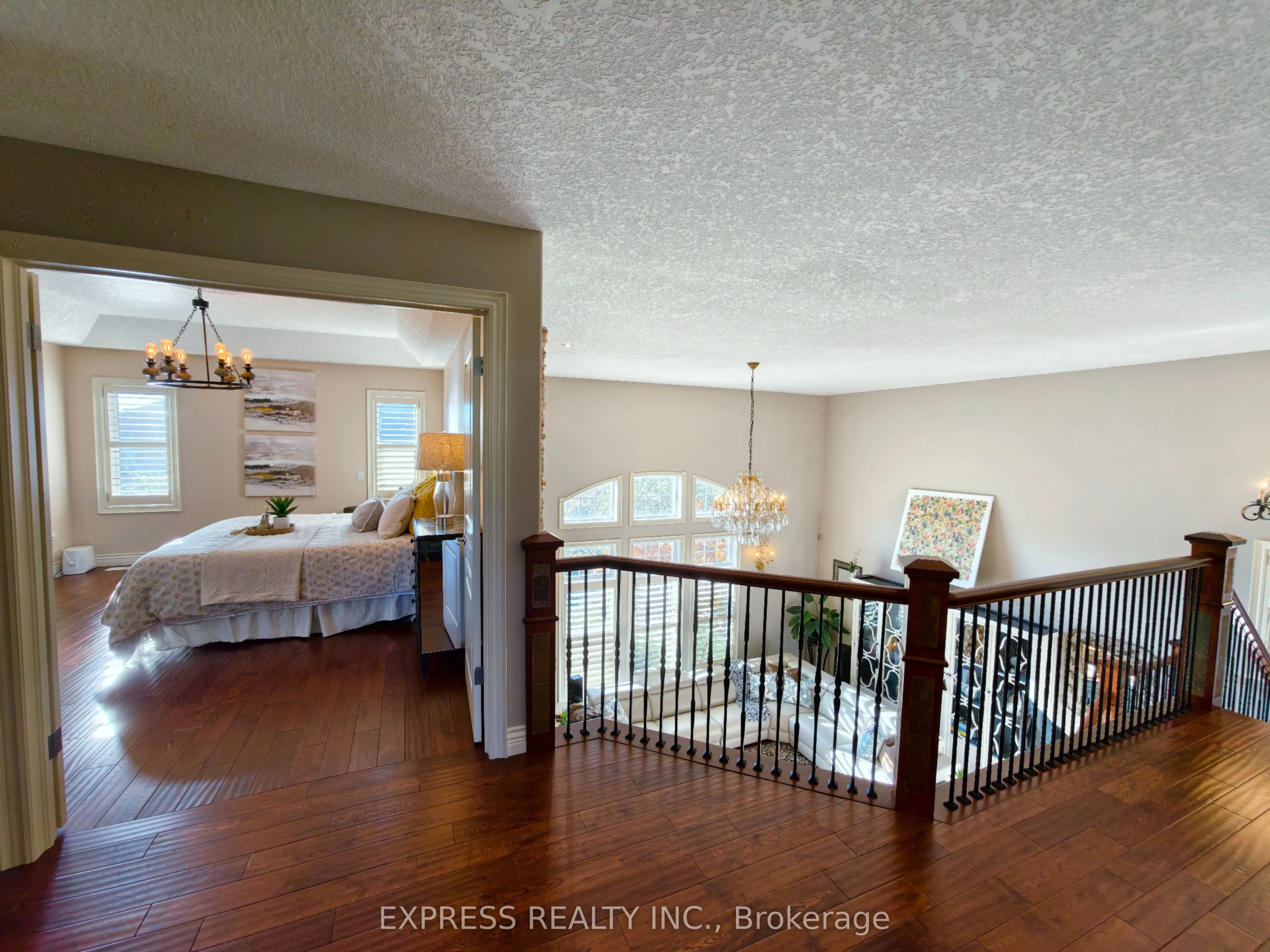 225 Terrace Wood Crescent
