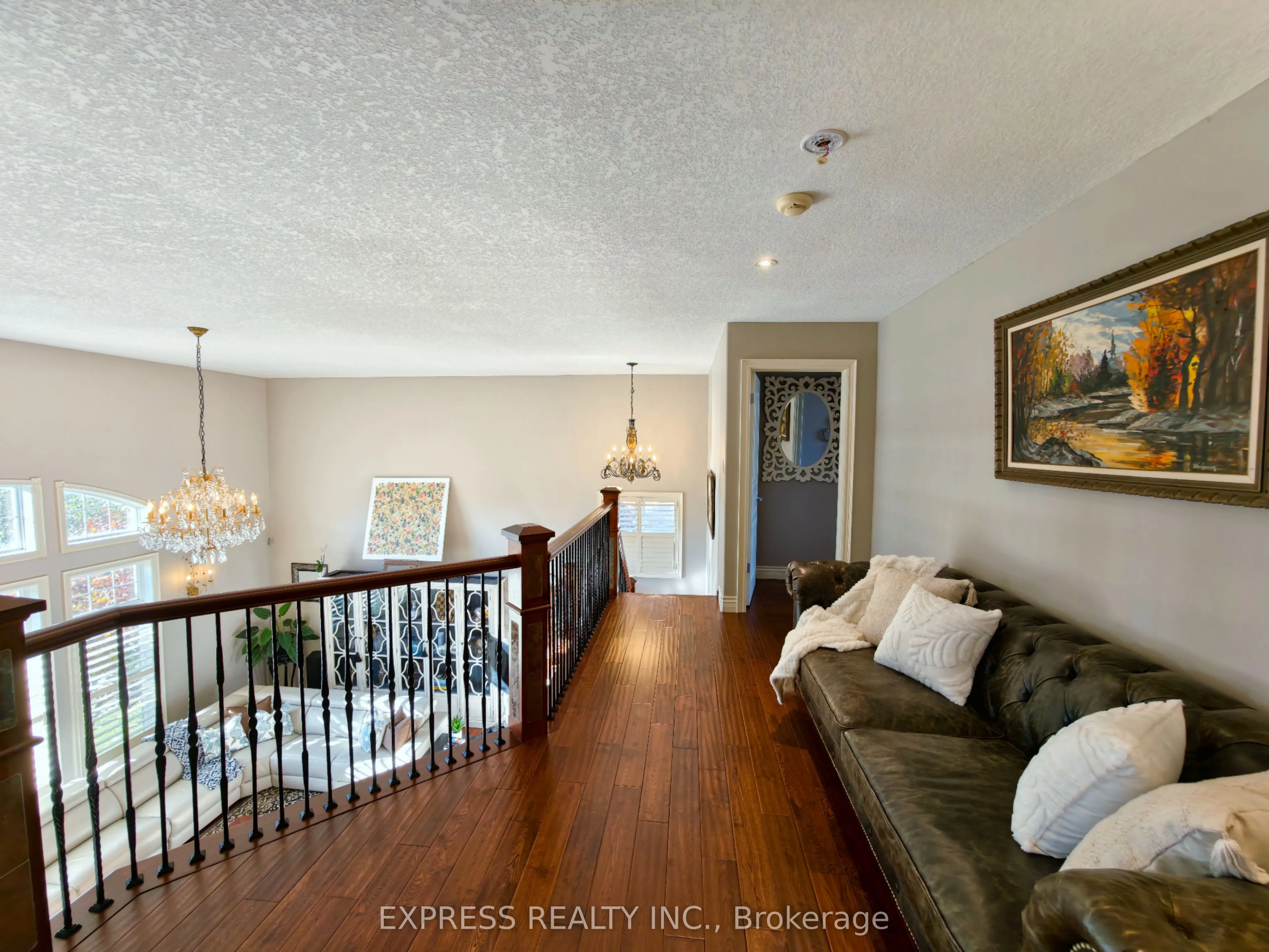 225 Terrace Wood Crescent