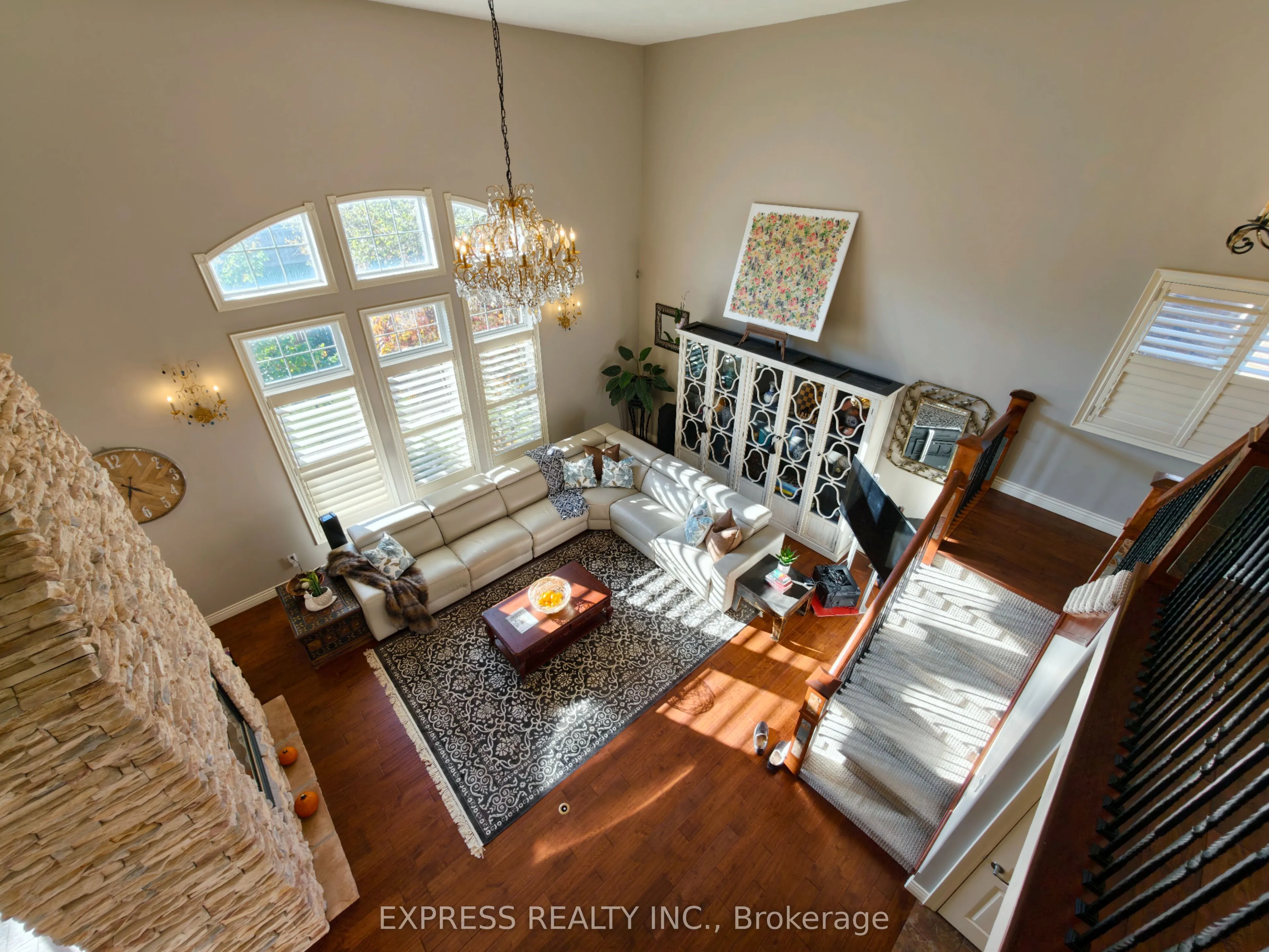 225 Terrace Wood Crescent