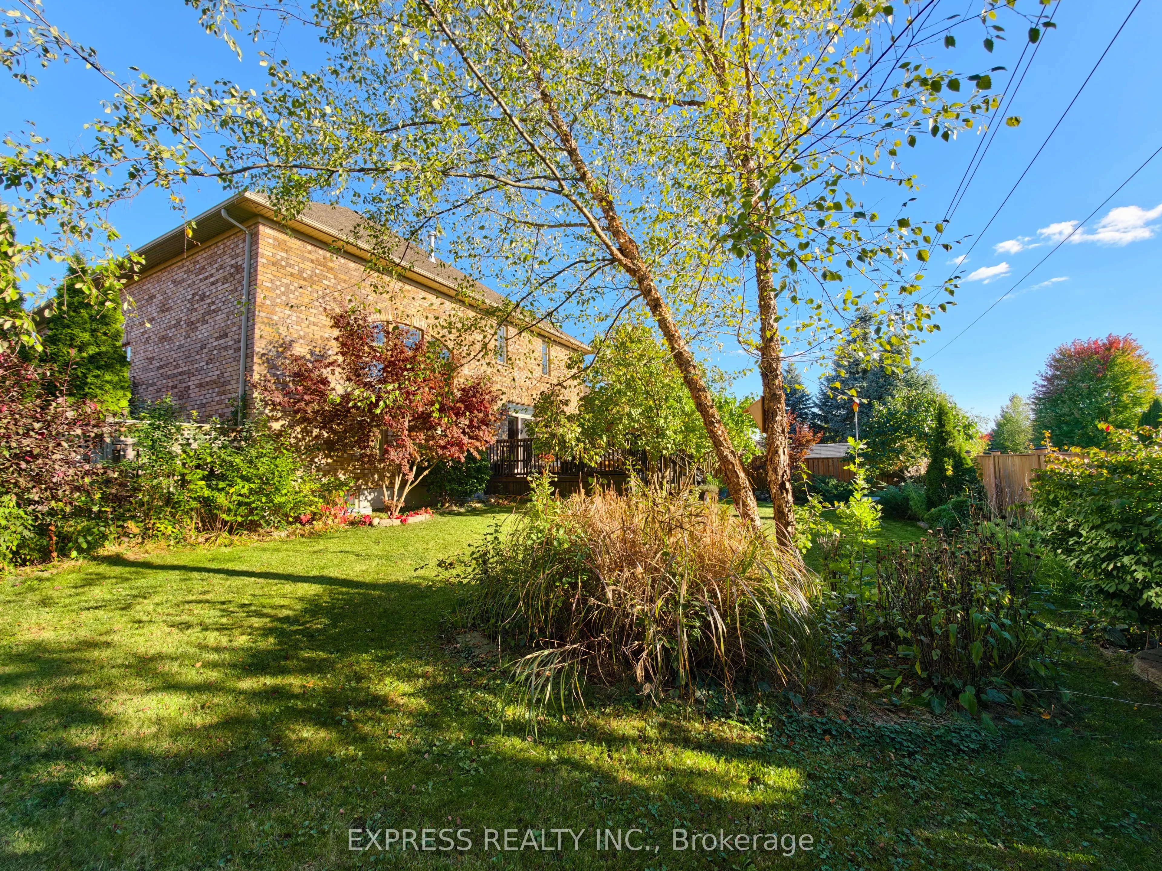 225 Terrace Wood Crescent