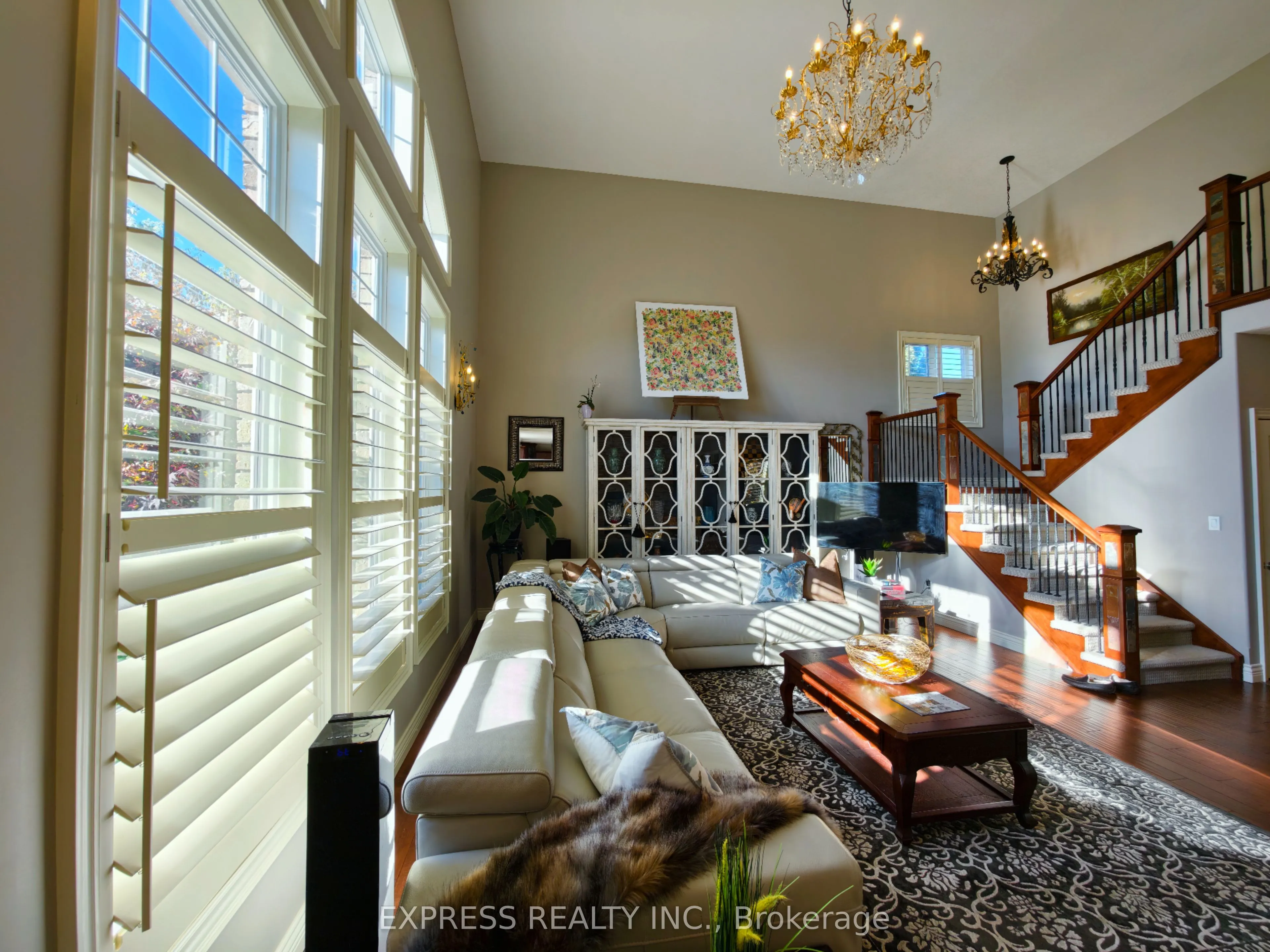 225 Terrace Wood Crescent