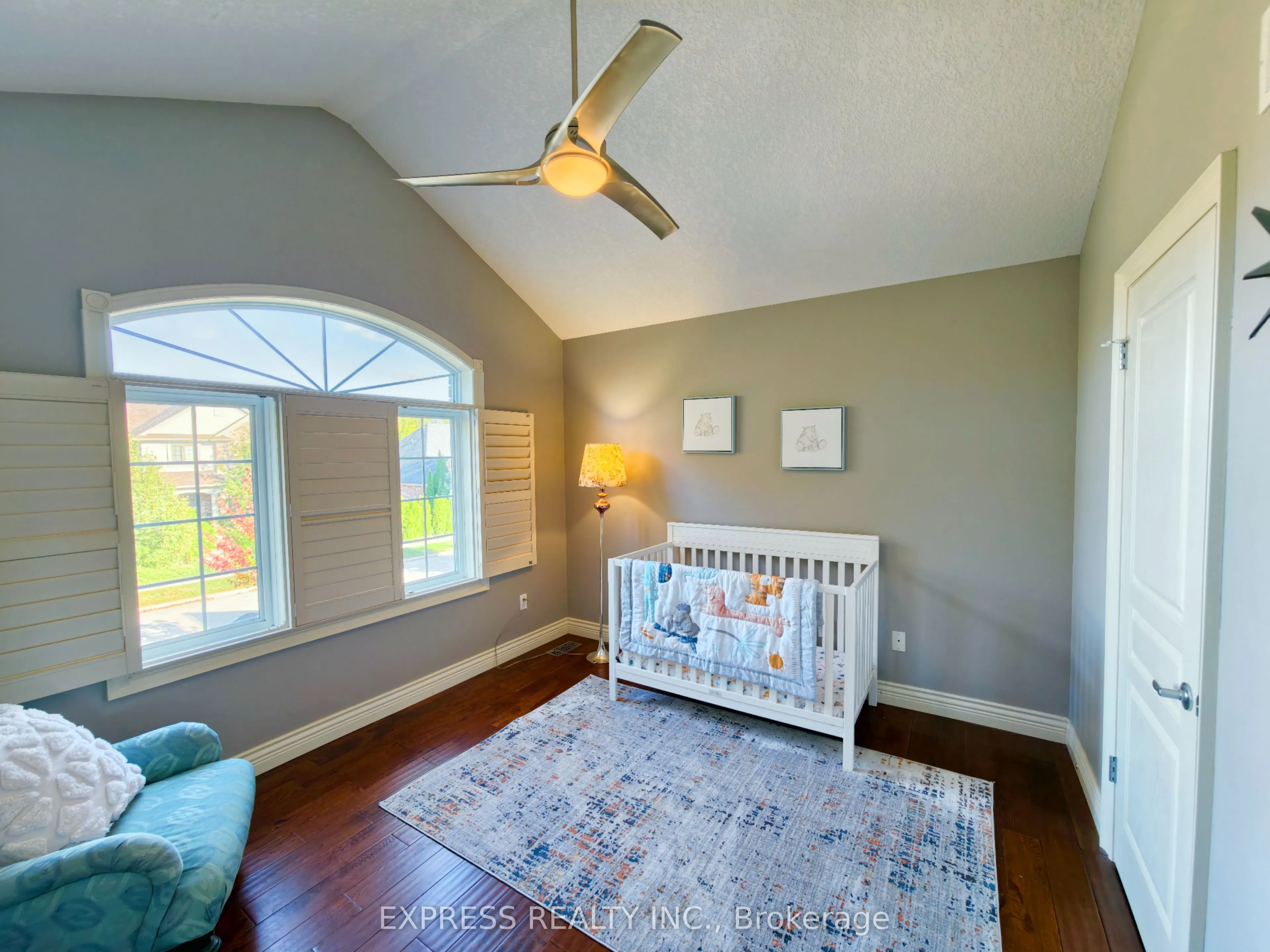 225 Terrace Wood Crescent