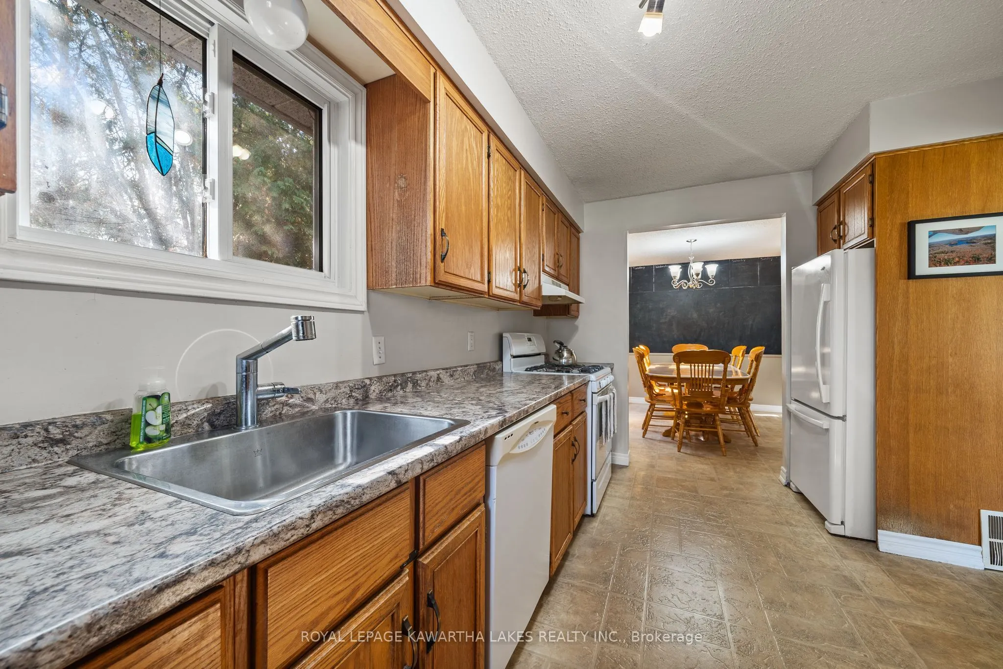 35 Woods Avenue