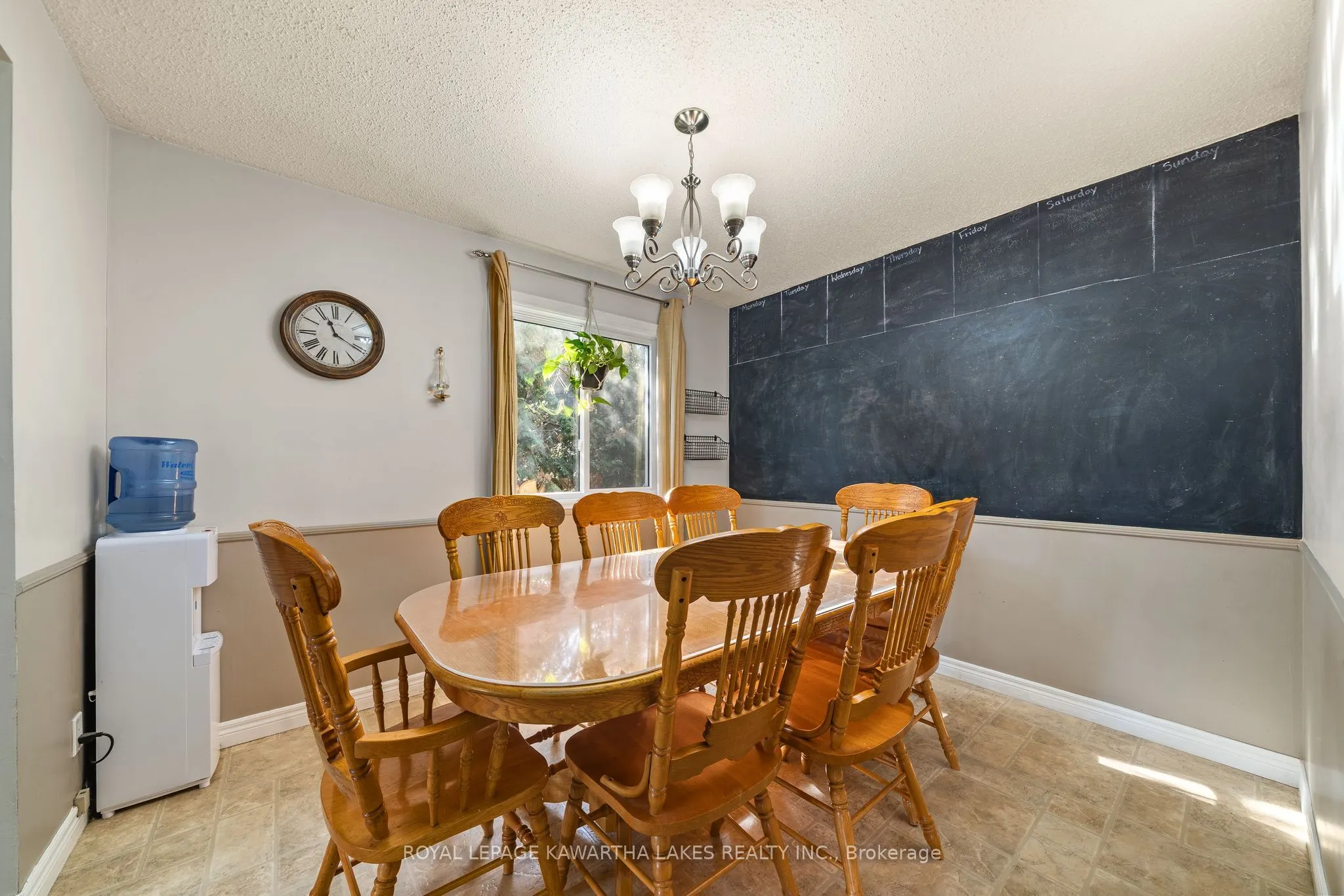35 Woods Avenue