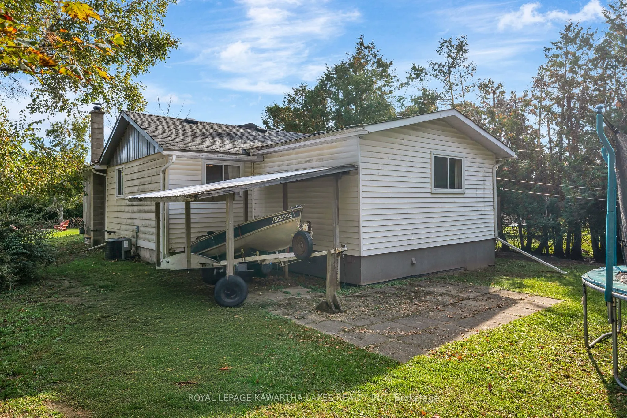 35 Woods Avenue