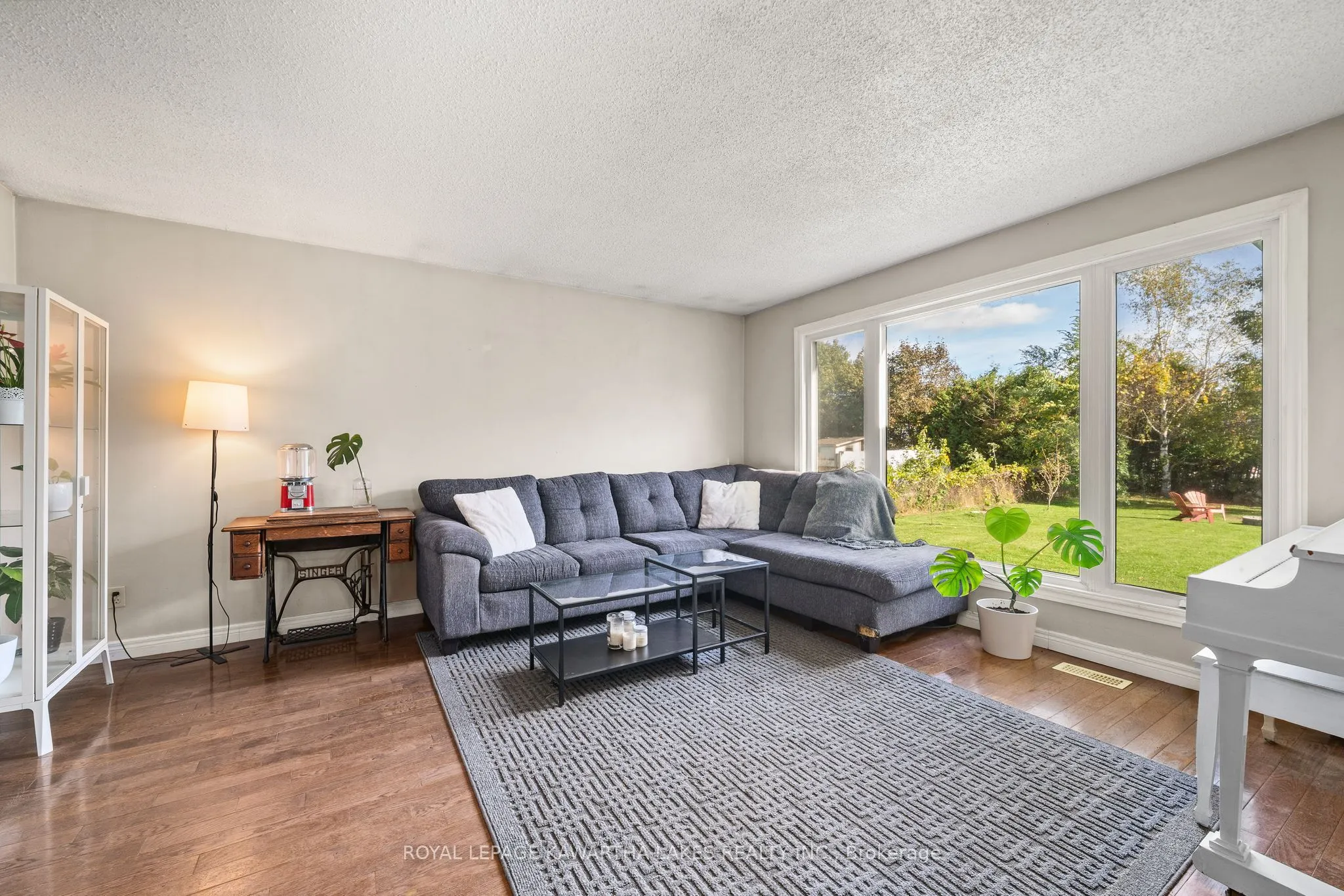 35 Woods Avenue