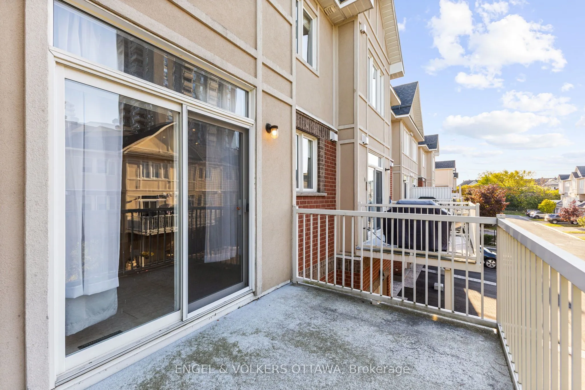 71 Metropole Private, #63