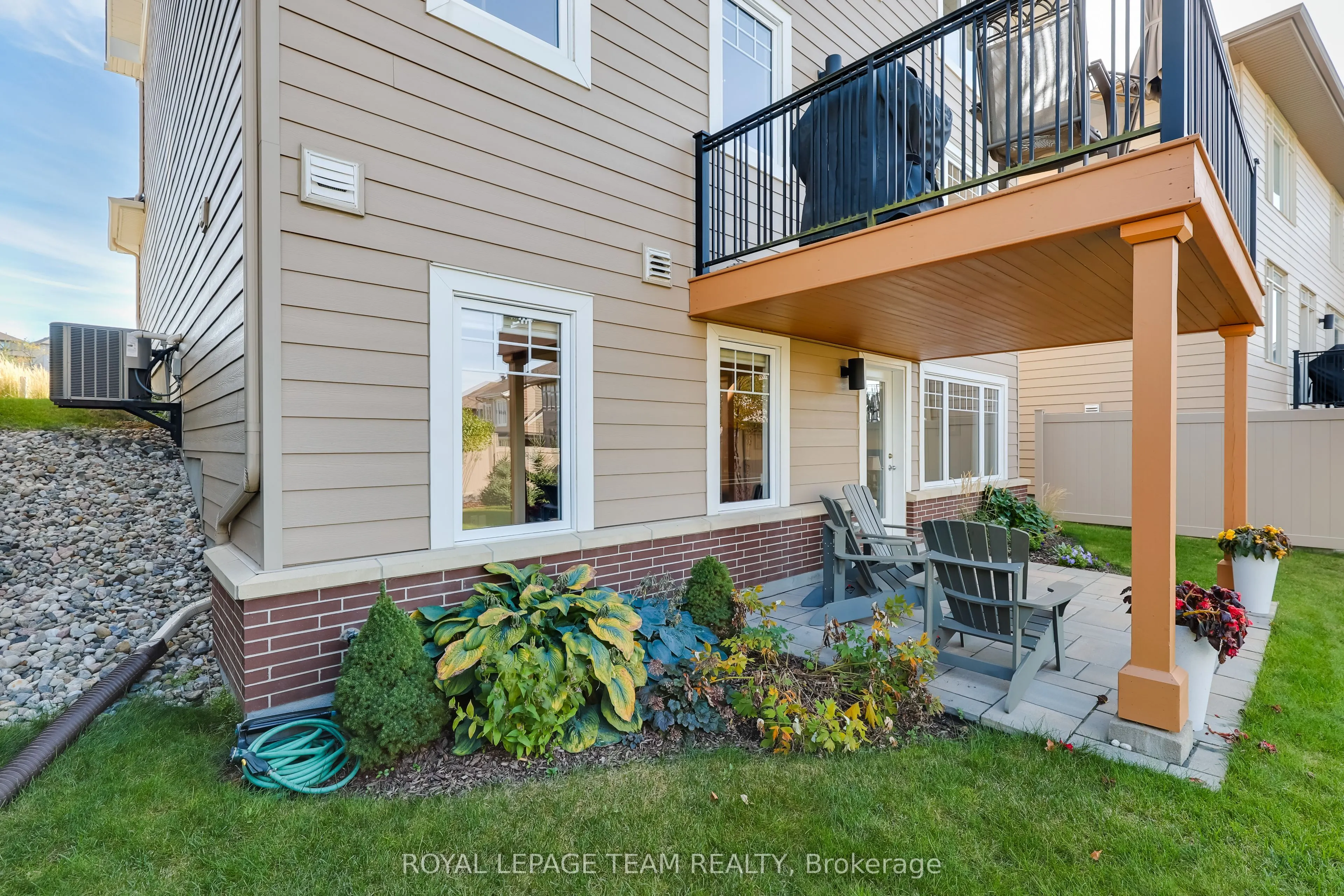 35 Arkose Street