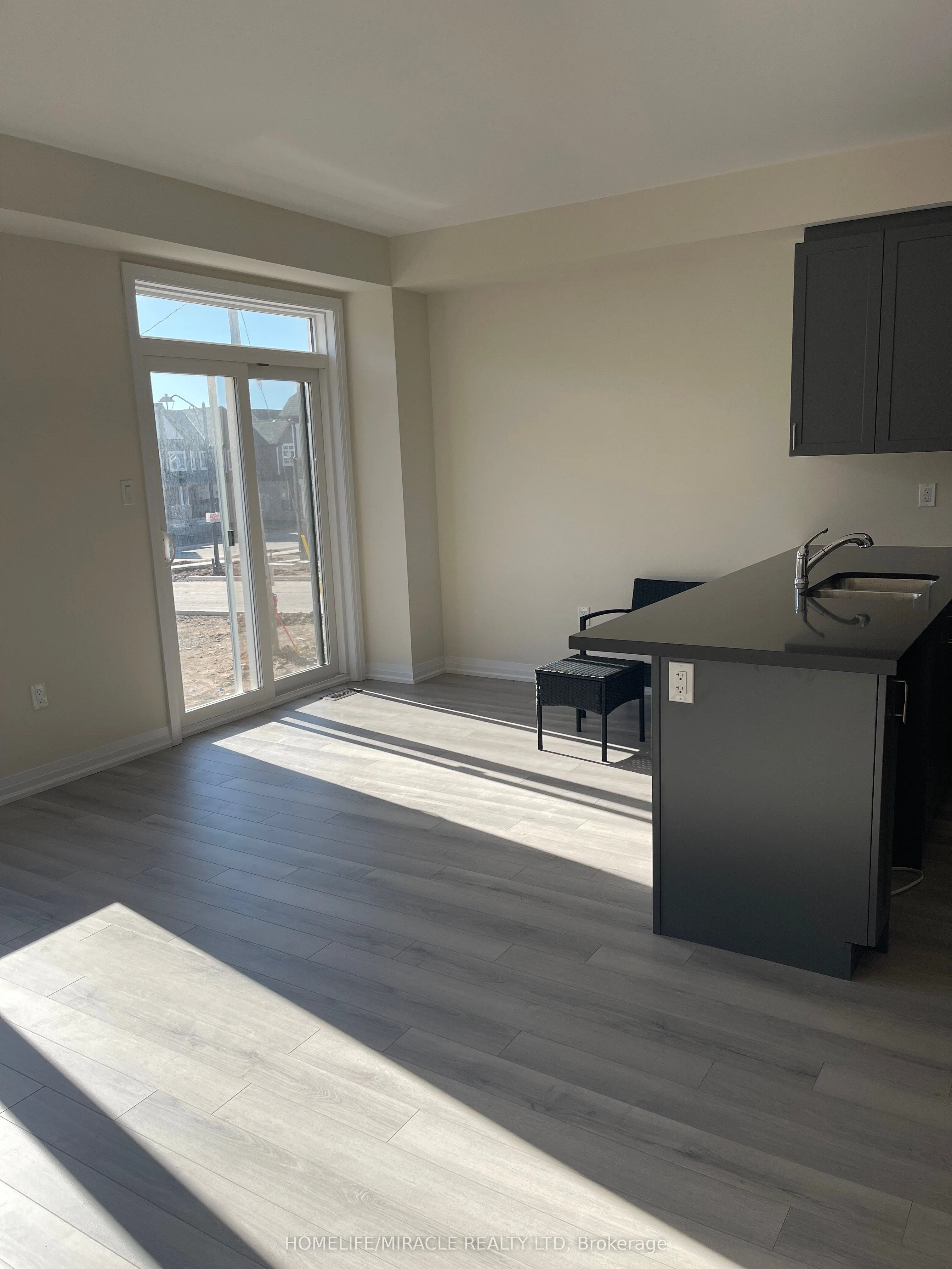 149 Gear Avenue