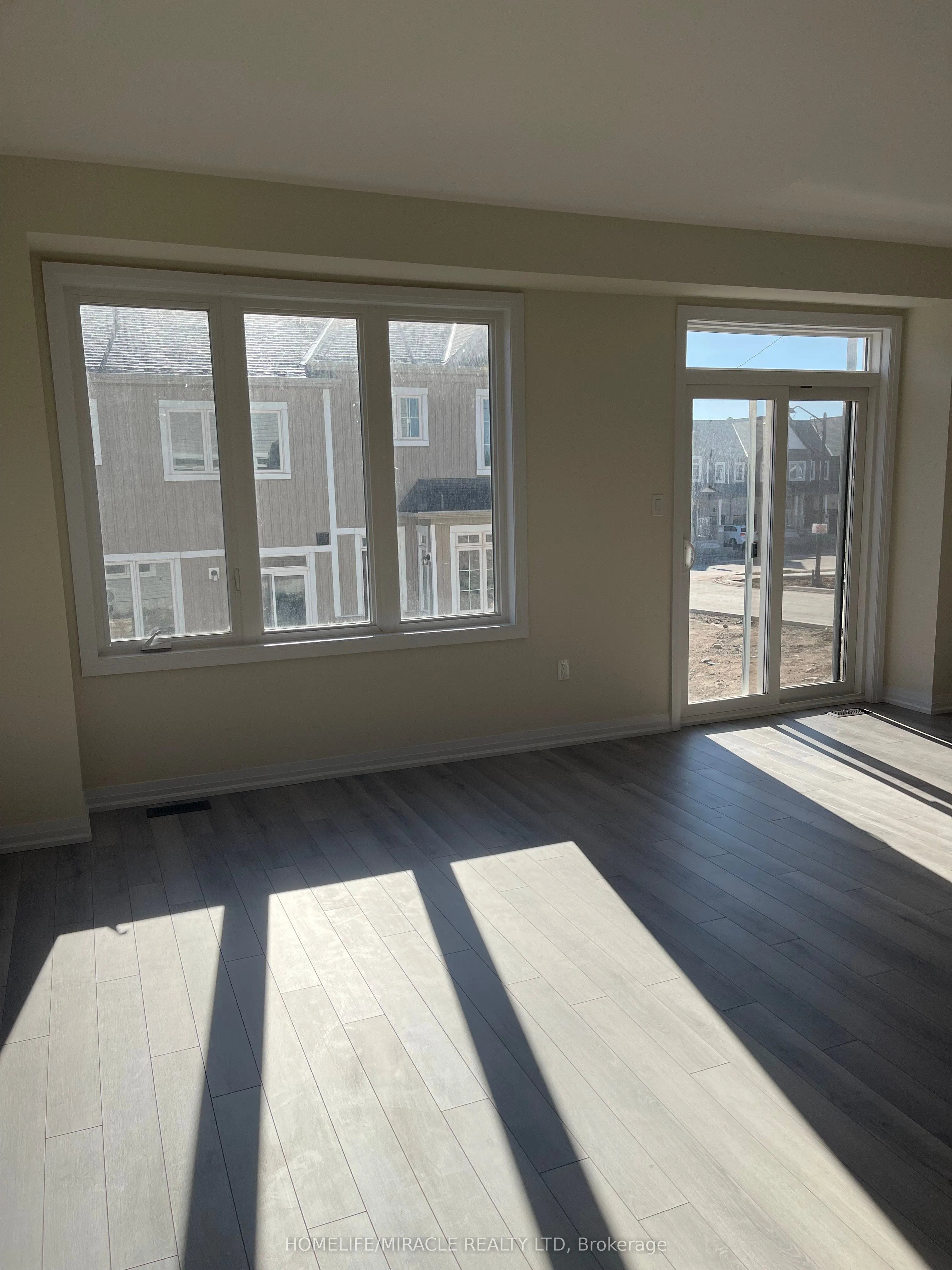 149 Gear Avenue