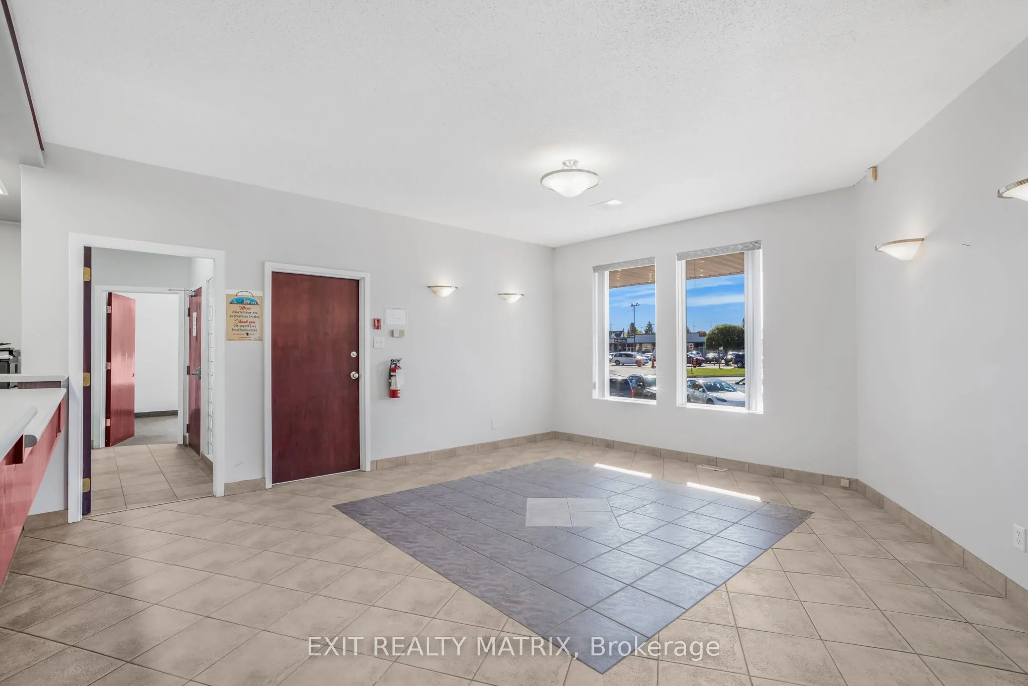 1 Main Street E, #500