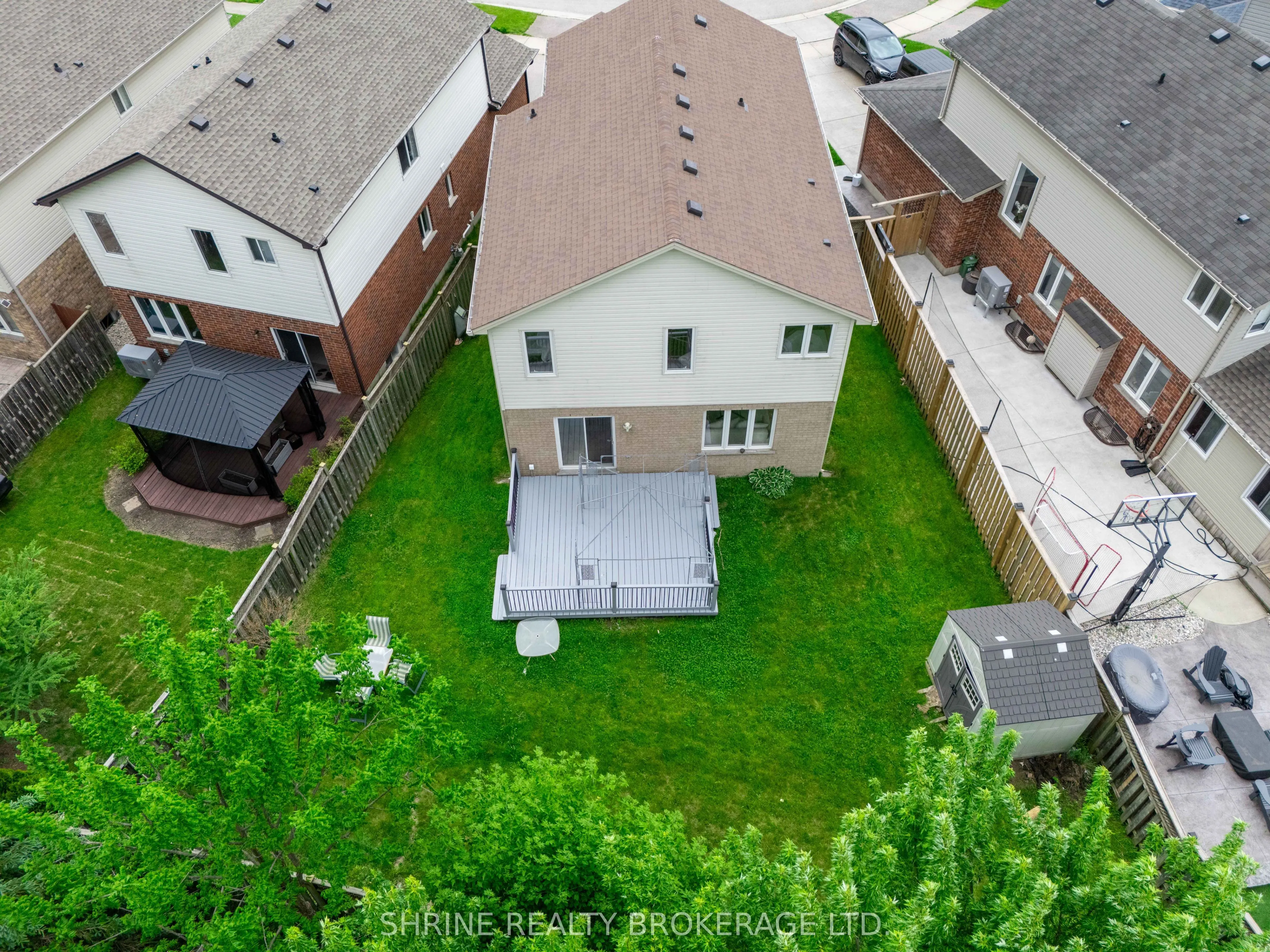 899 BRADSHAW Crescent